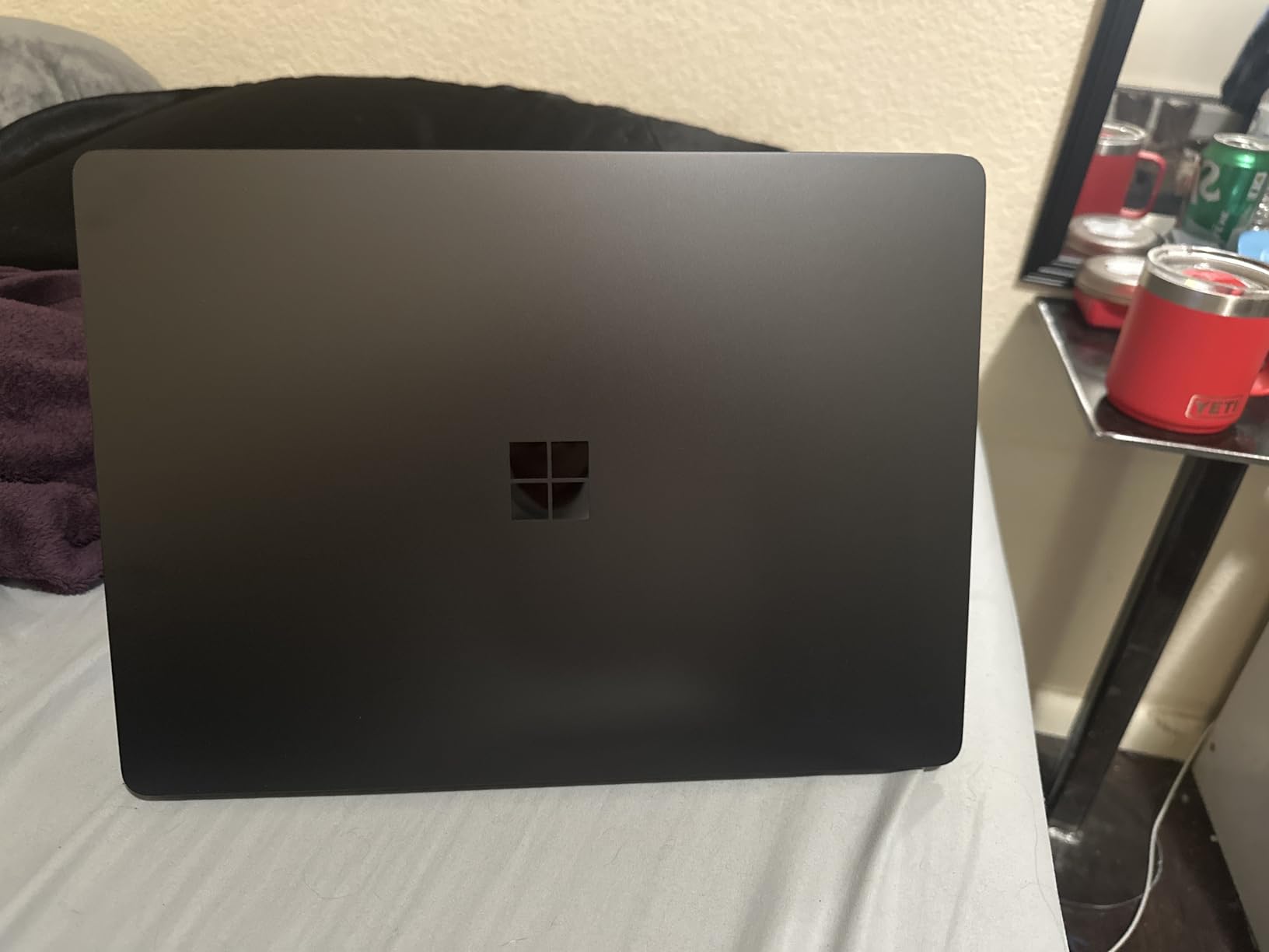 Microsoft Surface Laptop (2024), Windows 11 Copilot+ PC, 15