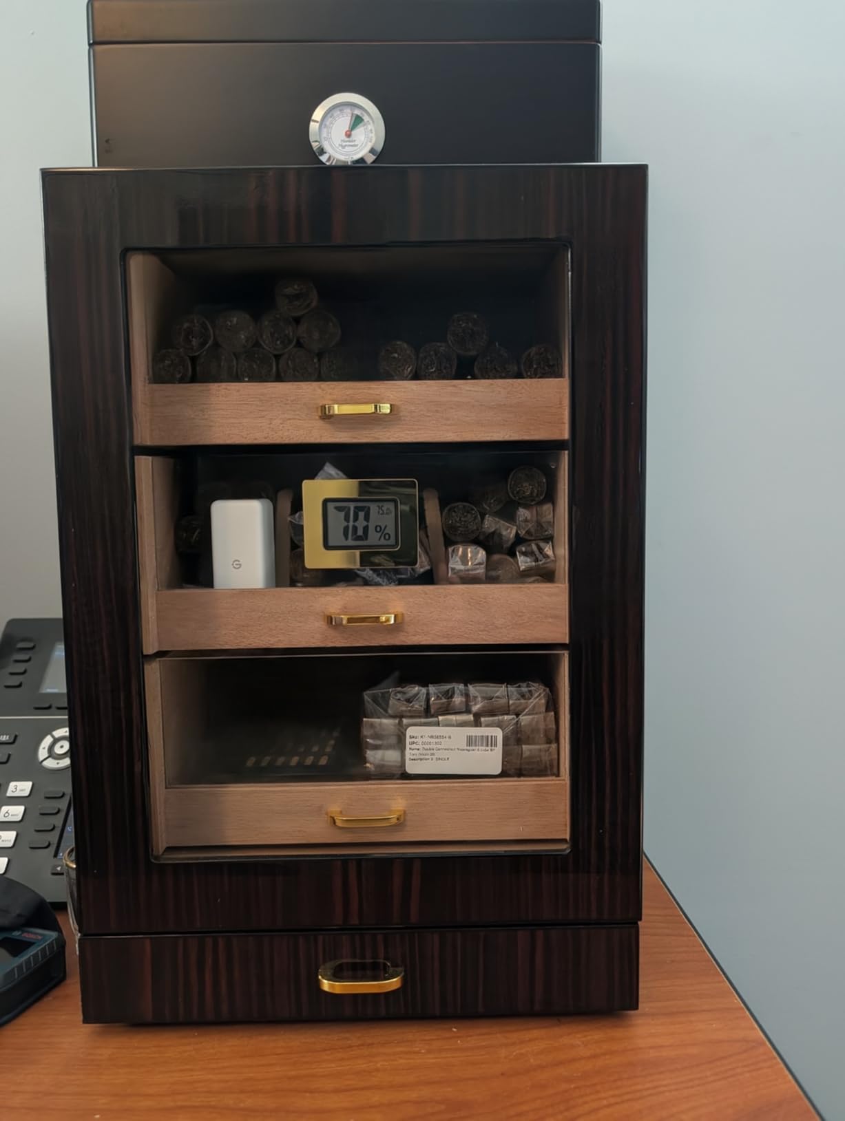 Woodronic Cigar Humidor Cabinet | LED Light, Spanish Cedar Lining customer photo 2