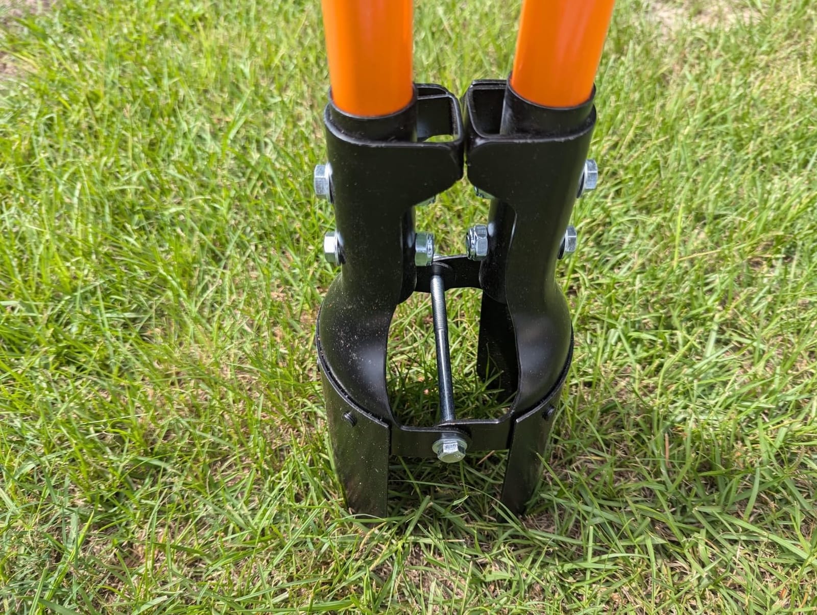 Nohovu Post Hole Digger, Heavy Duty with Fiberglass Handle, Carbon Steel Blades, 58 Inches, Orange & Black customer photo 2