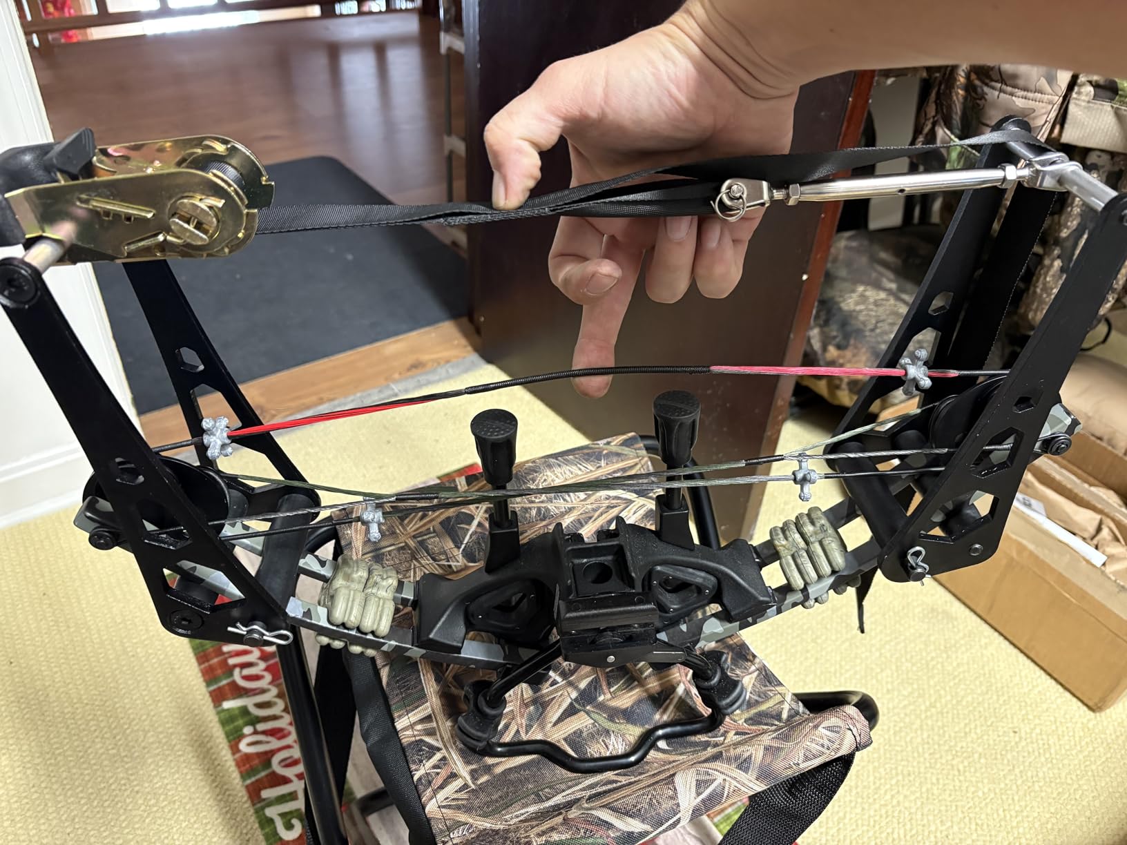 Archery Compound Bow Press, Aluminum Tool for Bowstring Replacement | Effortless limb compression, non-scratch pads, precise tension control, split & solid limb fit, field & workshop use customer photo 2