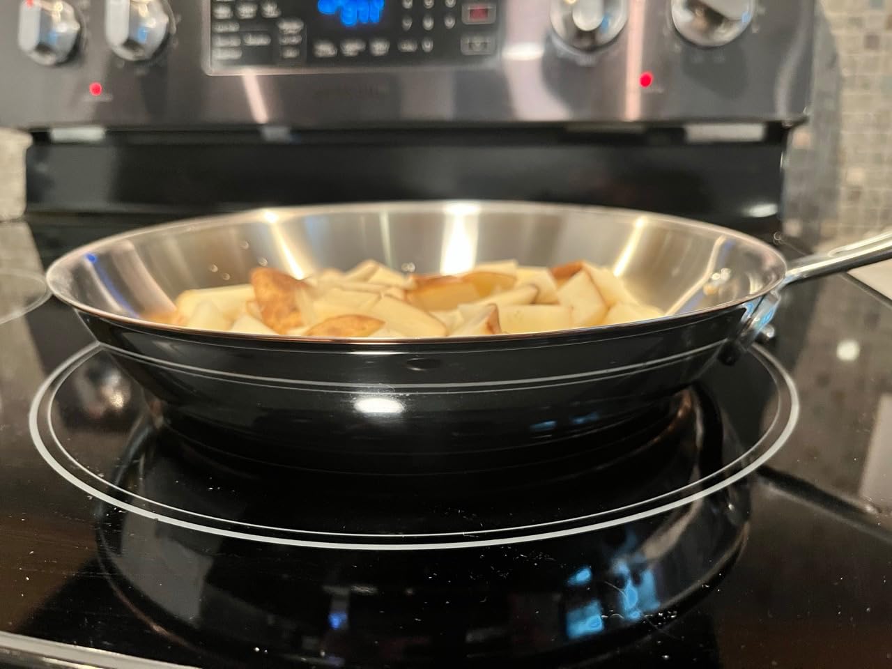 All-Clad Copper Core Steel Cookware Set, 5-Piece, Made in the USA | Unmatched heat control and precision, Elegant Design, Essential Pots & Pan Set, Induction Compatible, Oven Safe up to 600F customer photo 2