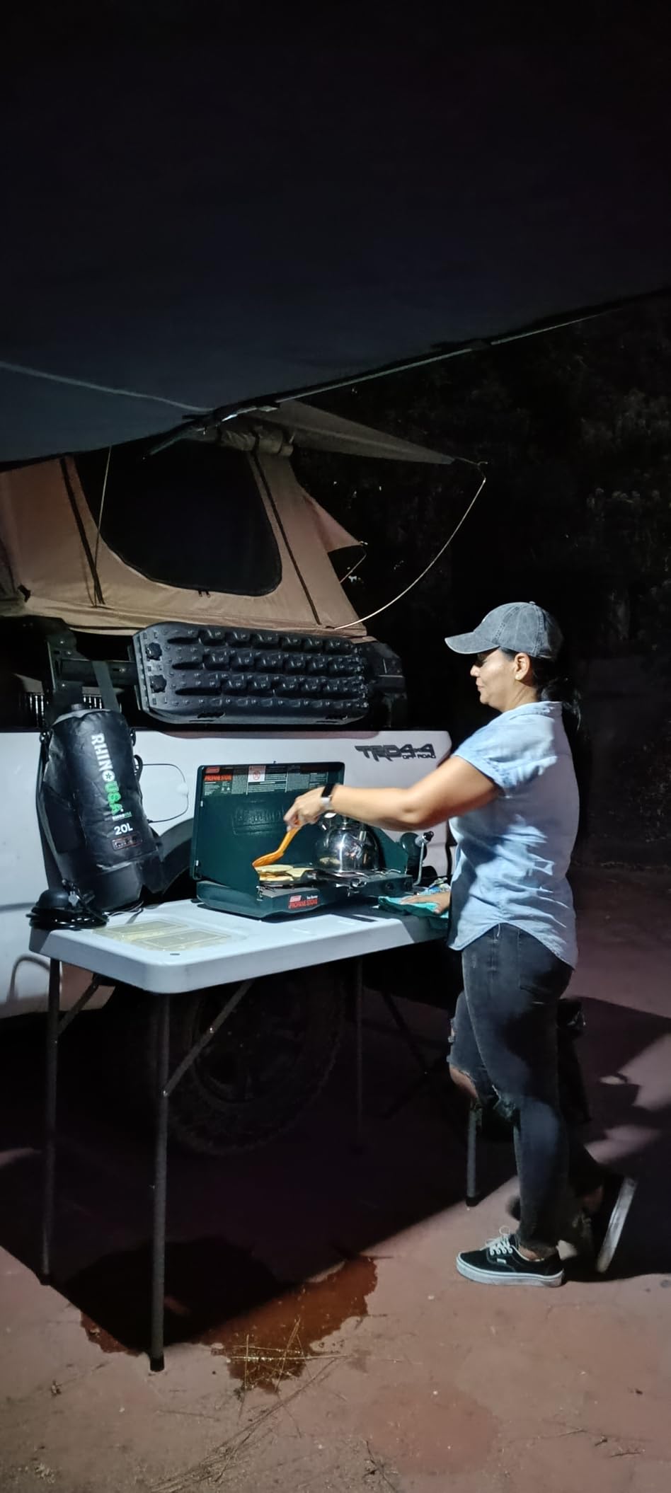 Rhino USA 5 Gal / 20L Portable Solar Camp Shower - Essential for Camping, Festivals, Overlanding, Beach Trips, Outdoor Shower and more! customer photo 1