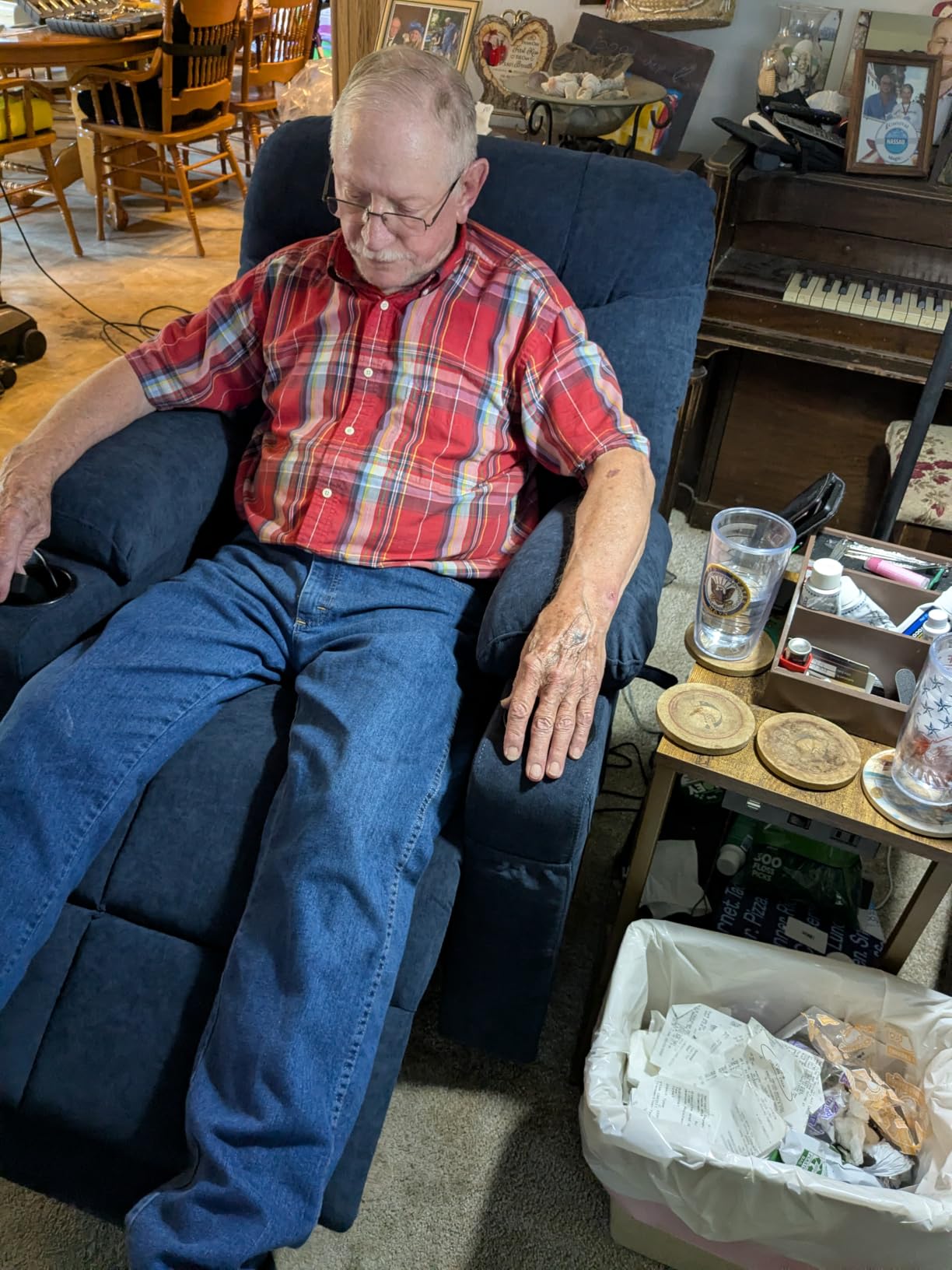 MCombo Power Lift Recliner Chair for Elderly, Fabric 7287 (Oatmeal, Medium) | Assist with Standing, 140° Recline, 4.7