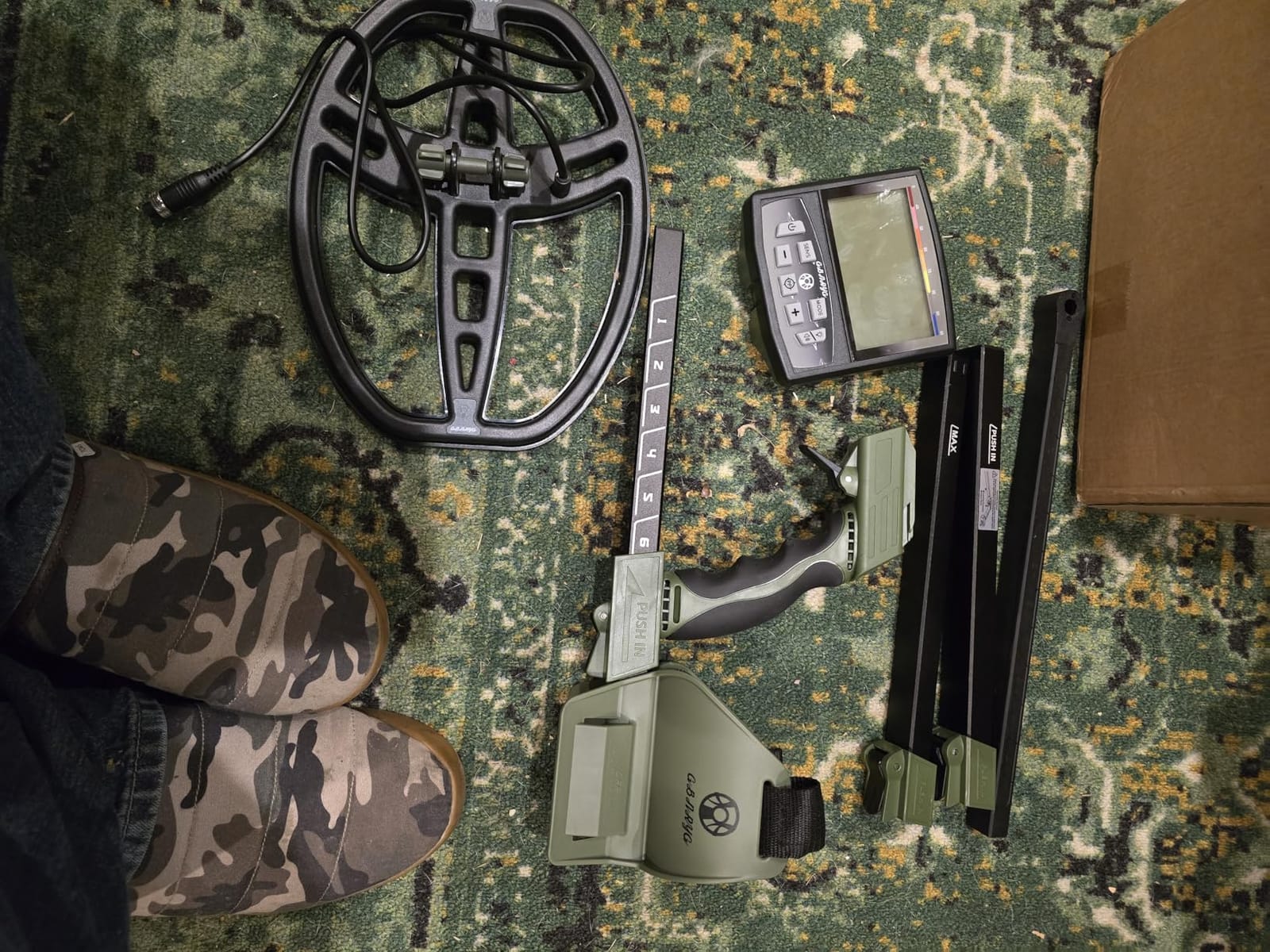 Professional Metal Detector for Adults, 12