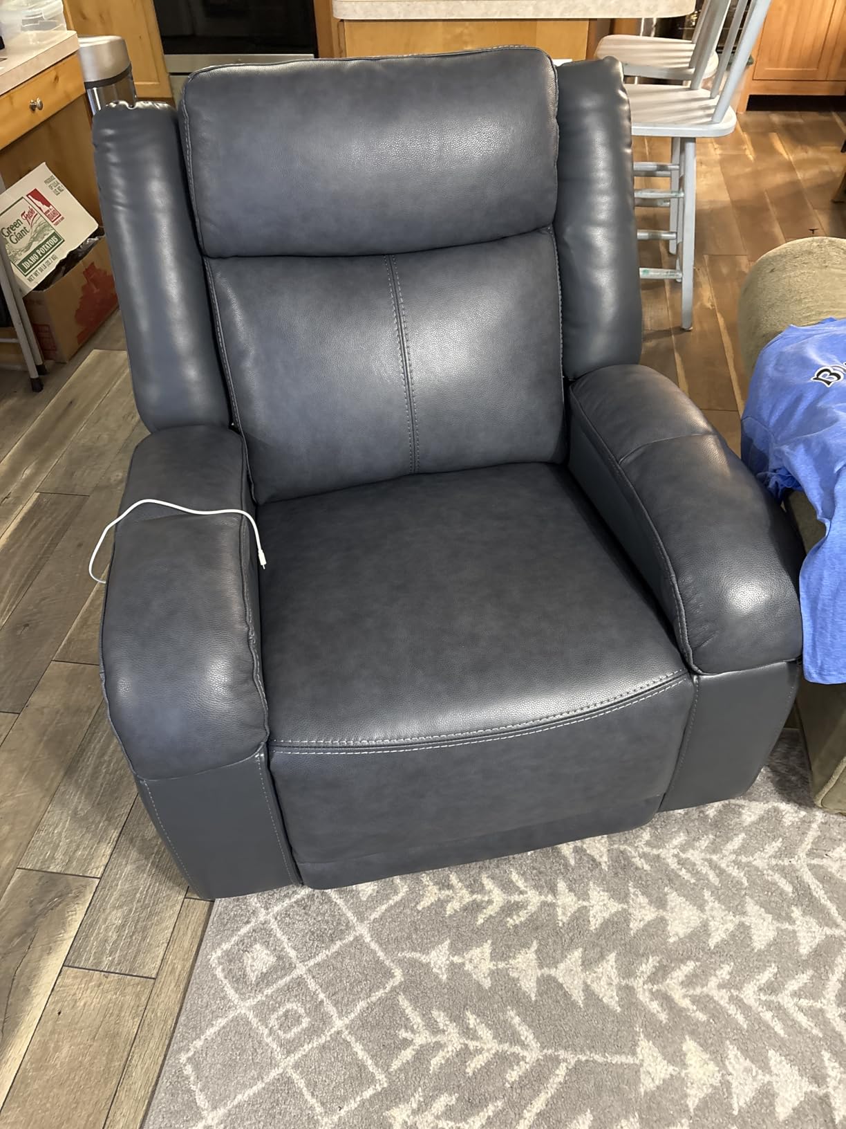 Watson & Whitely Genuine Leather Wall Hugger Power Recliner, Dark Brown | Recliner Chair for Adults, Power Headrest, USB/Type-C Charging Ports, Electric Reclining Sofa Chair for Living Room, RV customer photo 1
