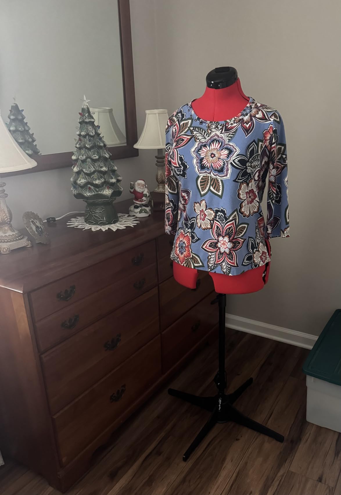 Adjustoform Sew Simple FG306 Adjustable Dress Form Black S-M (US Dress Size 4-12) 8 Part Female Sewing Mannequin + Pin Grip Hem Marker customer photo 1