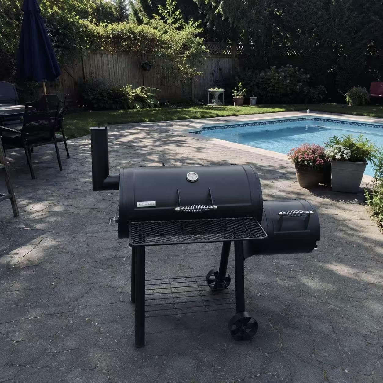 Captiva Designs Vertical Charcoal Smoker Grill Extra Large Barbecue Grill | 961 SQ.IN Outdoor Barrel BBQ Meat Smoker with 5 Removable Smoking Grates & Built-in Hooks for Outdoor Backyard Cooking customer photo 2
