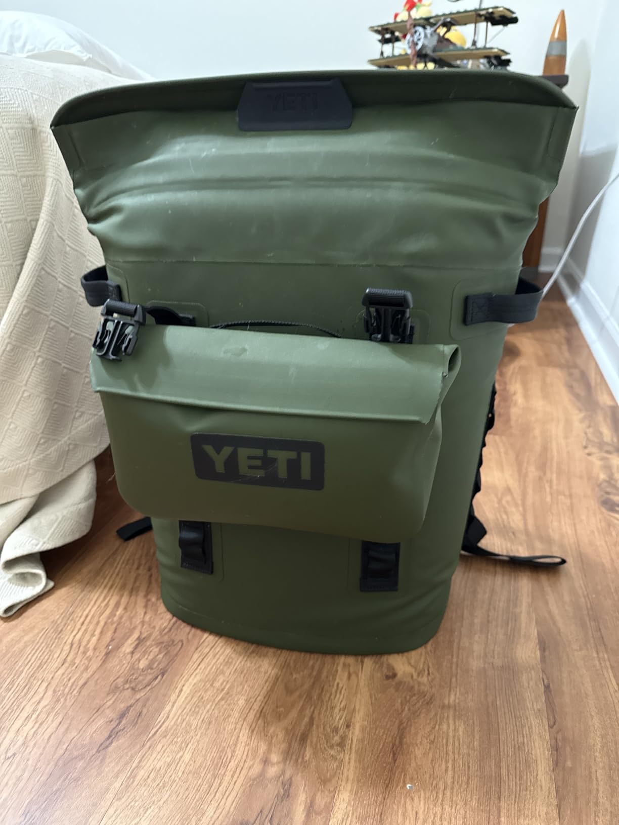 YETI Hopper M Series Backpack Soft Sided Coolers with MagShield Access customer photo 2