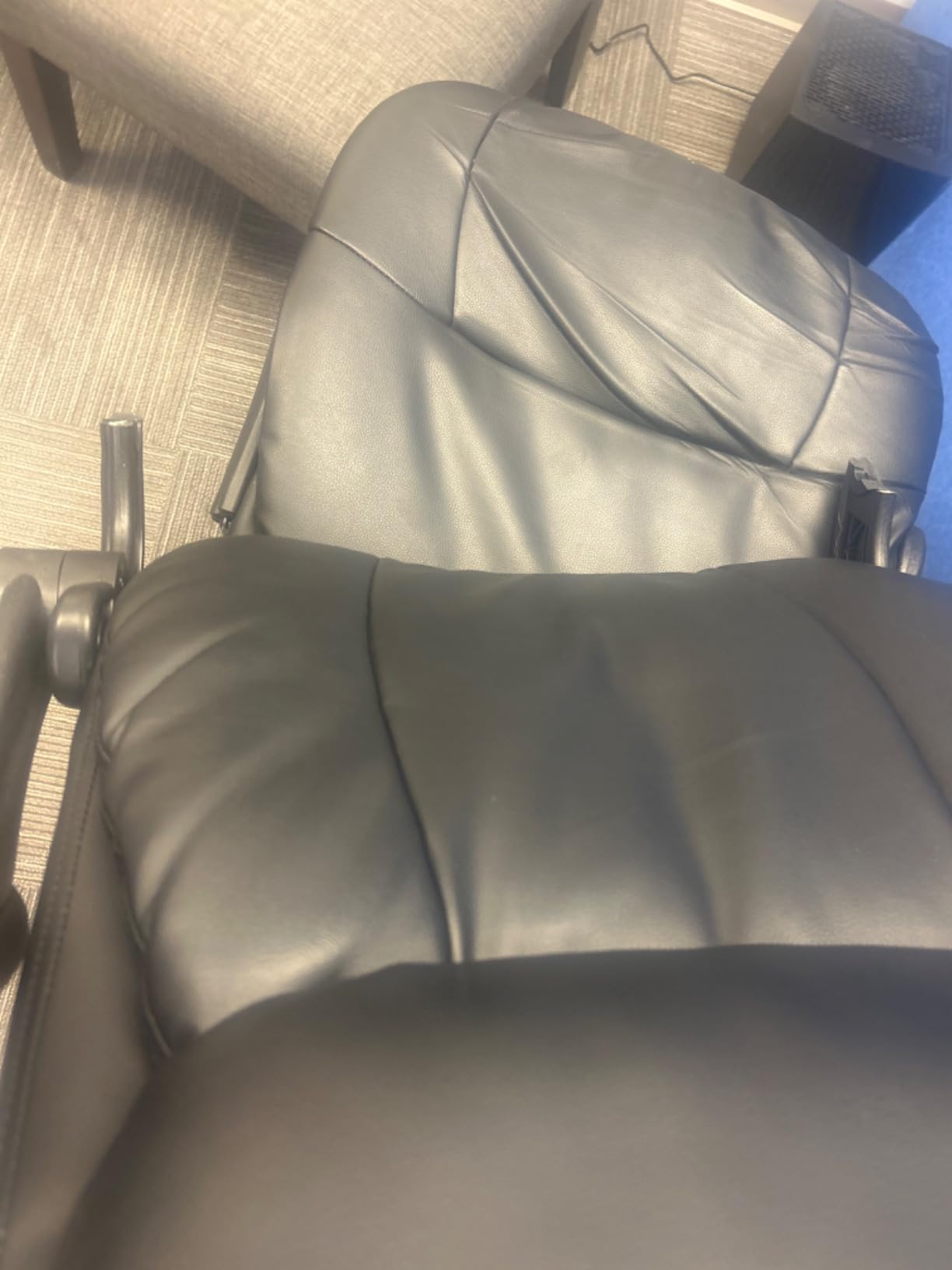 Misolant Drafting Chair, Tall Office Chair for Standing Desk, High Leather Executive Office Chair with Adjustable Height and Flip-up Armrest for Counter Height Desk customer photo 1
