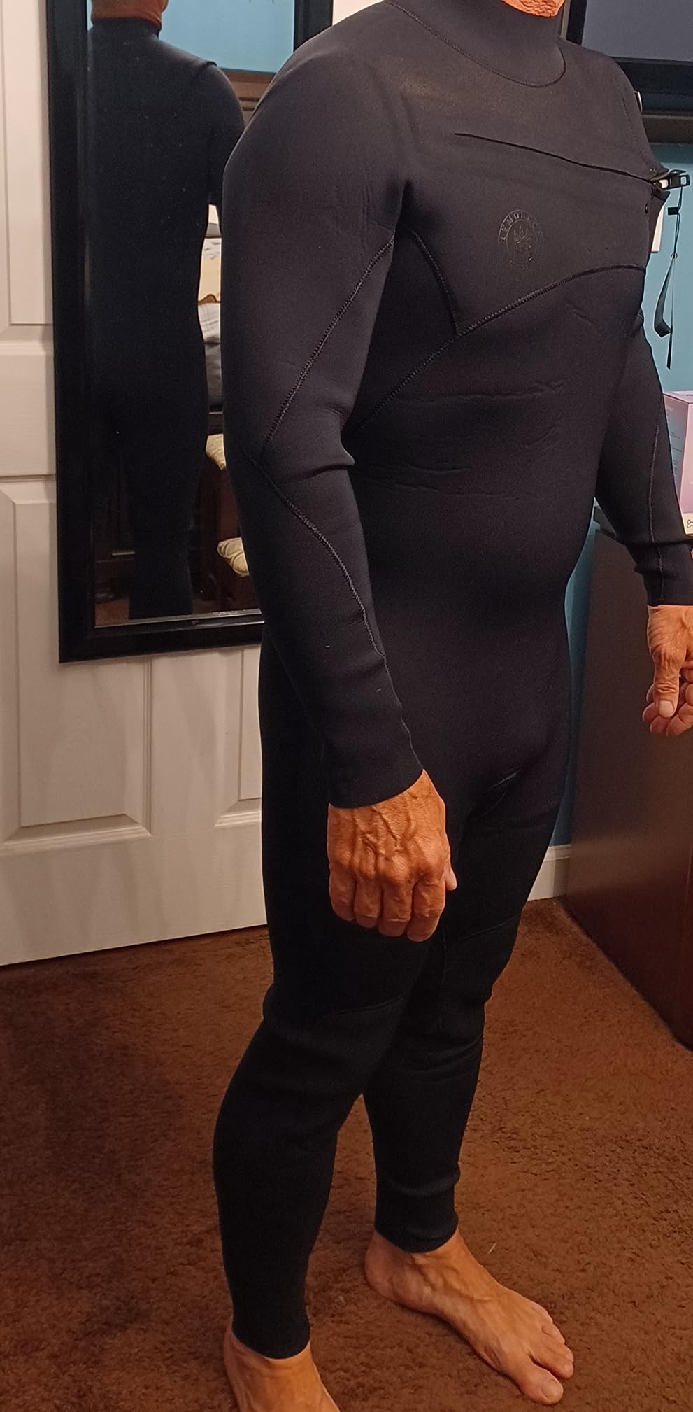 Lemorecn Men's 4/3mm Chest Zip Super Stretch Wetsuit customer photo 2