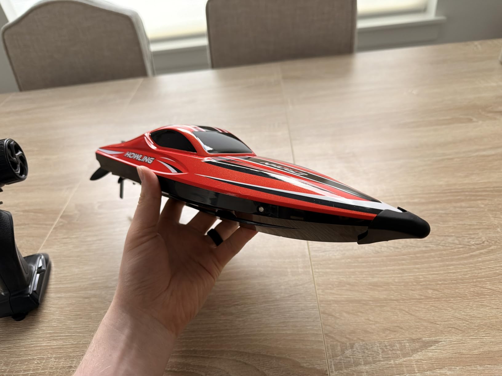 BEZGAR RC Boat, 16 inch Big Brushless Remote Control Boat for Adults and Kids, 55 KPH Large Fast RC Speed Boats with 2000mAh Battery, Ideal Waterproof Toy Boats for Lakes - HJ818PRO Red customer photo 2