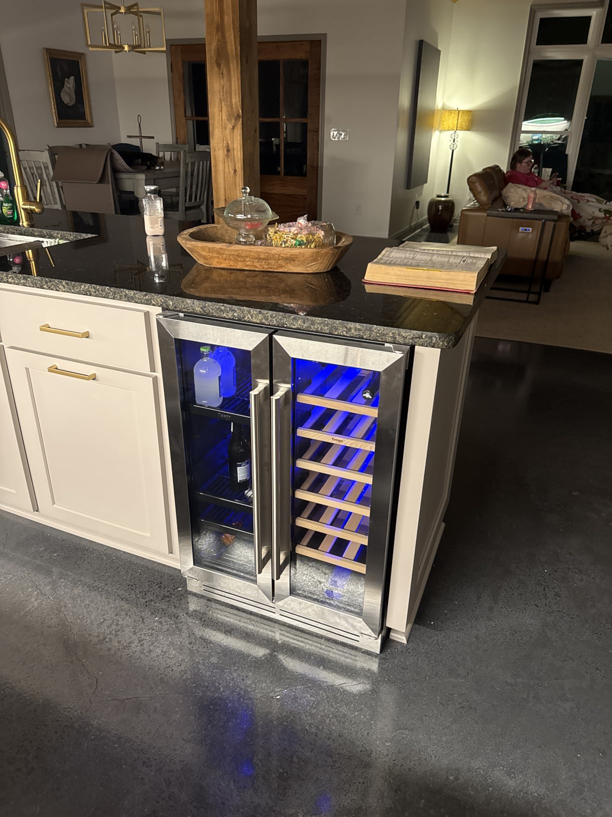Yeego Wine Fridge Cooler - 15 Inch Dual Zone Wine Fridge Hold 28 Bottles, 40-65°F Wine Refrigerator Glass Door, Built in, Freestanding Under Counter Fridge for Beer Soda Drink Home Bar Office customer photo 1