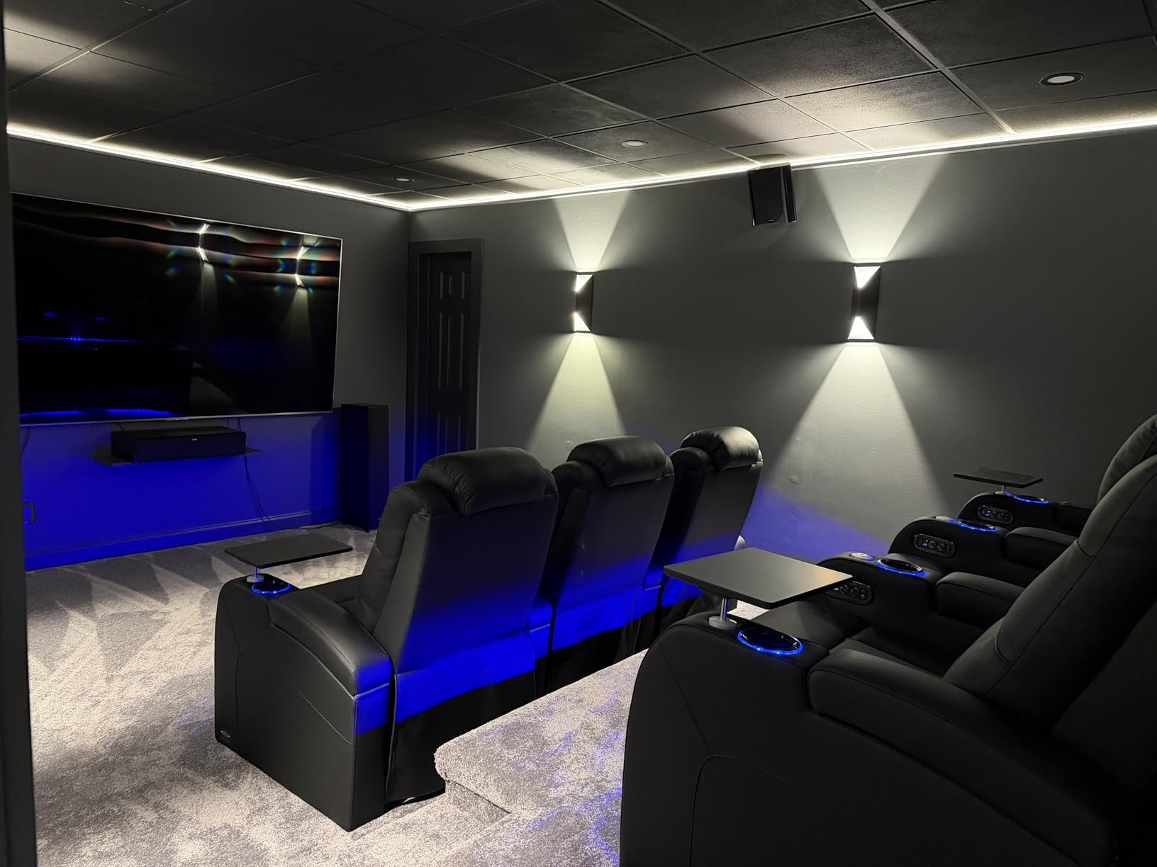 comfiroom Home Theater Seating, Top-Grain Leather Power Recliner Chair | Simple Style Black Dual Power Electric Headrest Movie Theater Chairs Gaming Sofa with Tray Table, Row of 1 customer photo 2