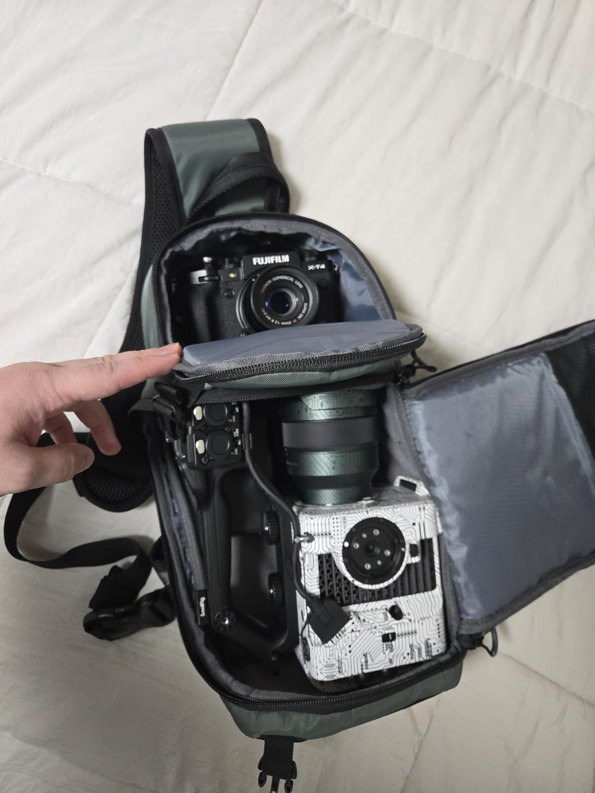 K&F CONCEPT Hardshell Camera Sling Bag, 10L EVA Case with Tripod Holder | EVA hardshell Camera Sling. Fits Mirrorless & Small DSLR. 5 Padded Dividers. Strap 33-43.7 in. Water & shock proof customer photo 2