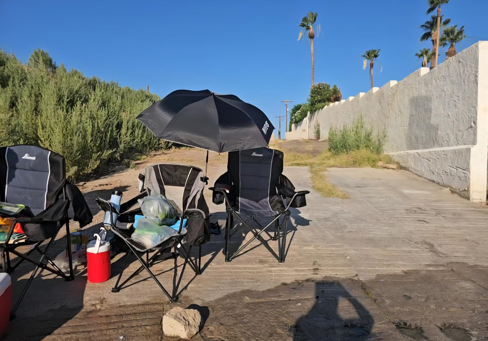 Romswi Oversized Camping Chairs, Heavy Duty Support 500 LBS, Padded Back & Arm Sport Chairs, Cup Holder Cooler Bag, Collapsible Folding Chairs for Outdoor, Fishing & Garden, Black, 2-Pack customer photo 1