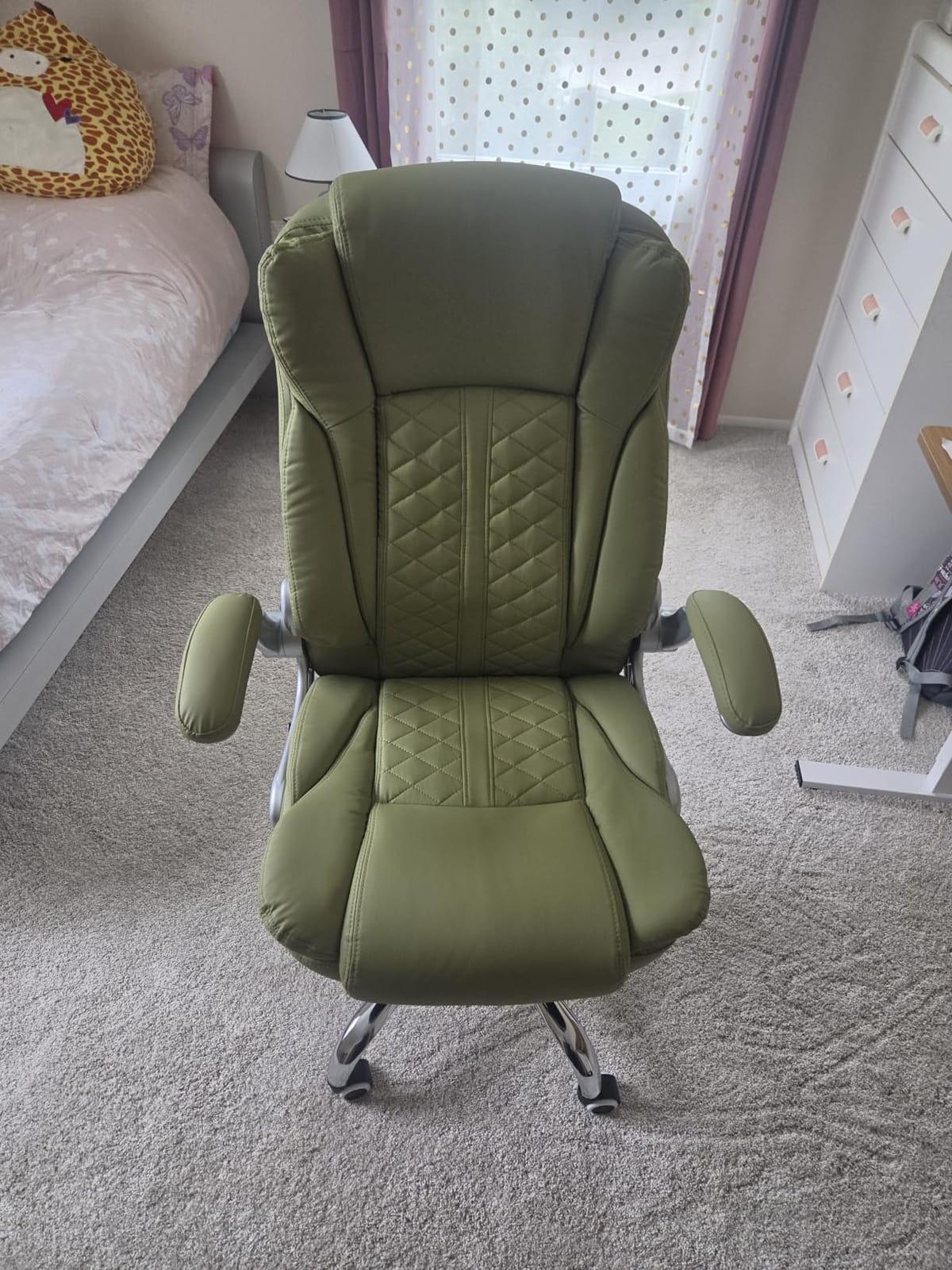 400lbs Executive Office Chair with Flip-Up Armrests, Big and Tall Computer Chair for Heavy People, Heavy Duty Ergonomic Comfy Chair, Breathable PU Leather (Black) customer photo 2