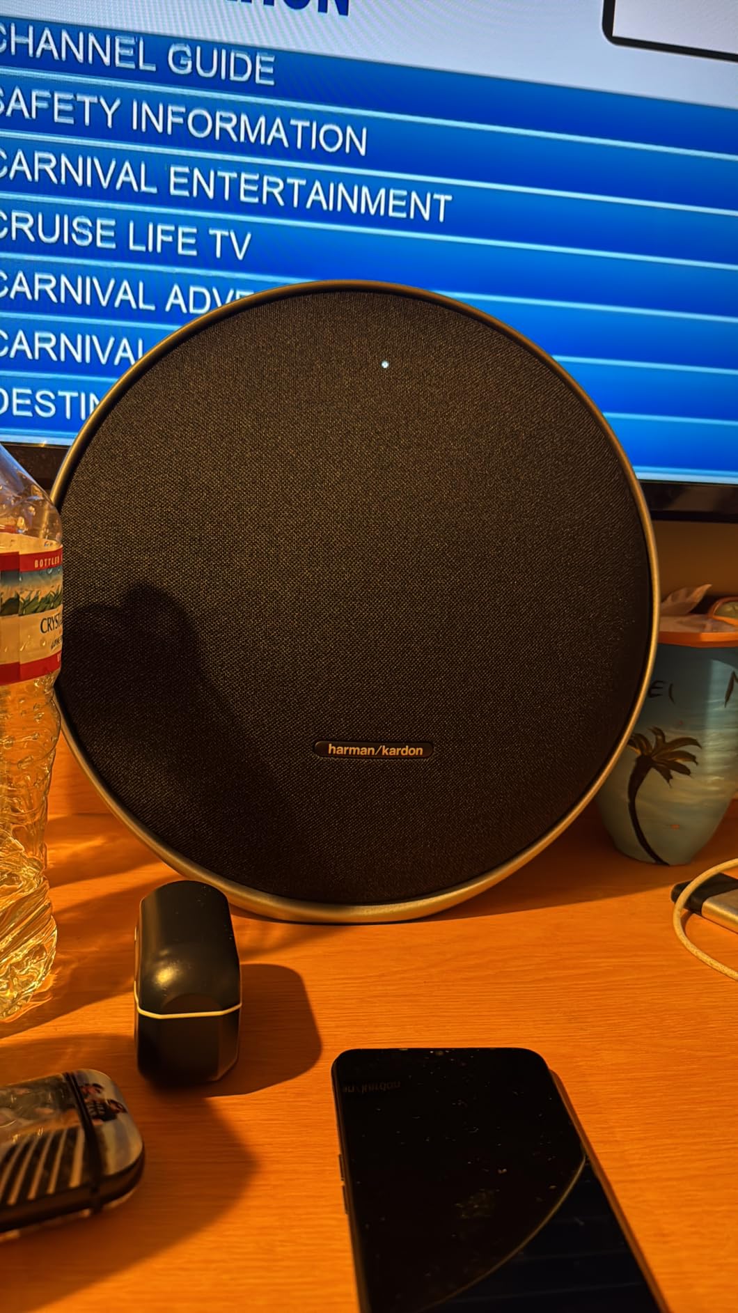 Harman Kardon Onyx Studio 9 - Portable Stereo Bluetooth Home Speaker with Built-in Battery and USB Charging, Multi-Speaker Connection by Auracast customer photo 1