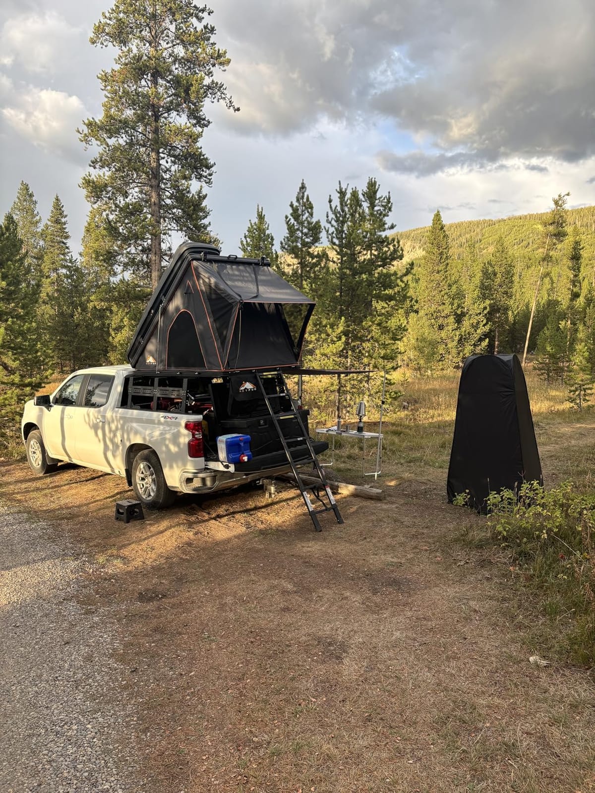 Explorer Pro Rooftop Tent Hard Shell with Side Awning&LED Light Strip, 2-3 Person Roof Top Tent for 4 Season Camping, Aluminum Pop Up Roof Tent for Truck Jeep SUV Van Trailer customer photo 1