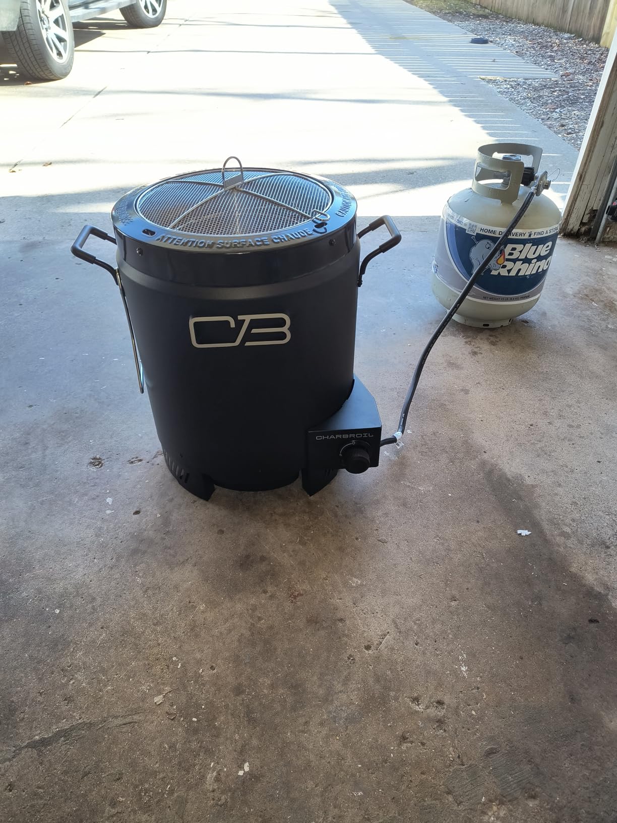 Charbroil The Big Easy Oil-Less Turkey Fryer | Outdoor Air Fryer | Propane Cooker, Black - 24102165 customer photo 1