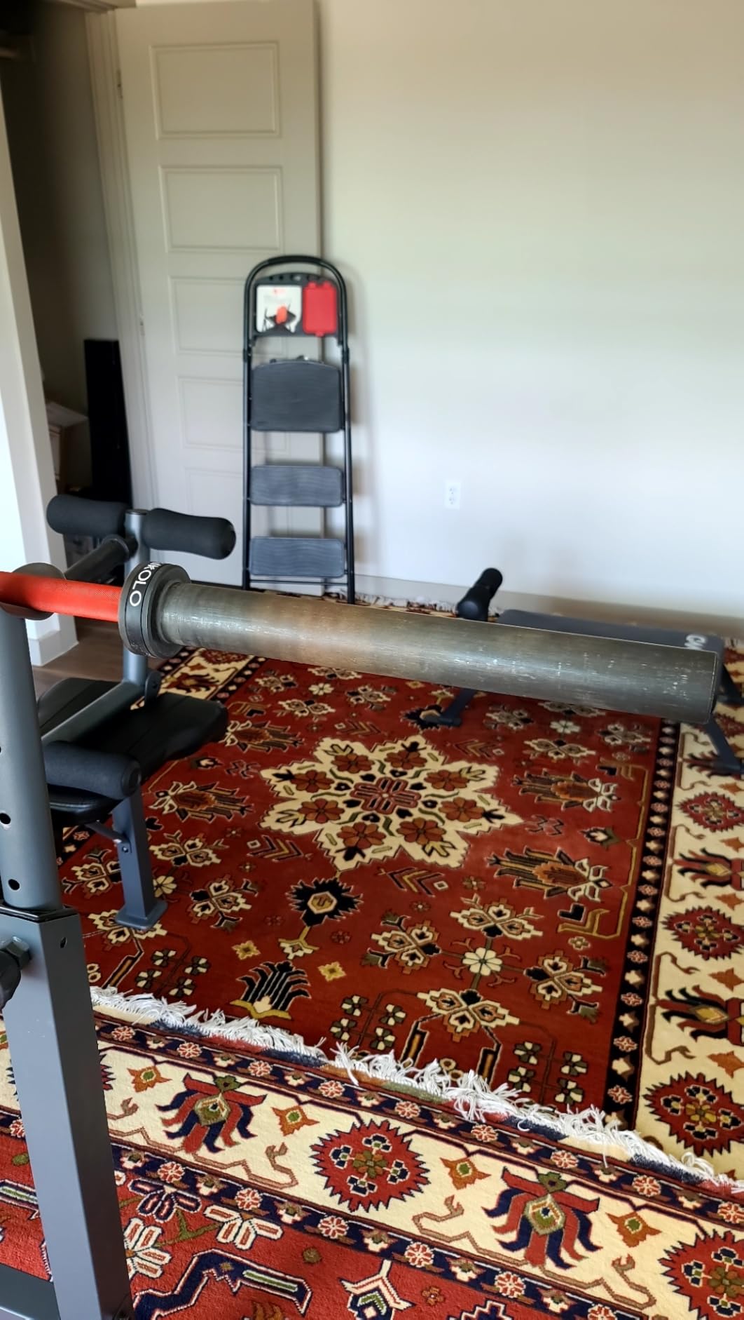 Mikolo 7ft Olympic Barbell, Weightlifting and Powerlifting 45lb, 1500lbs Capacity customer photo 1