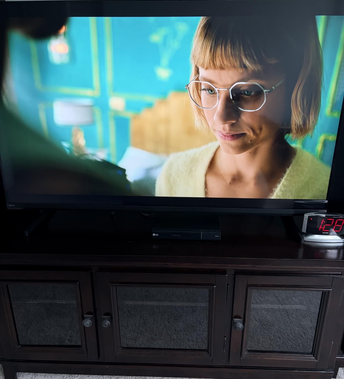 Sony 43 Inch BRAVIA 2 II LED 4K HDR Smart Google TV (K-43S20M2) | Exclusive Features for PlayStation 5, Motionflow XR, 4K Processor X1 with 4K X-Reality PRO, Triluminos Pro customer photo 2