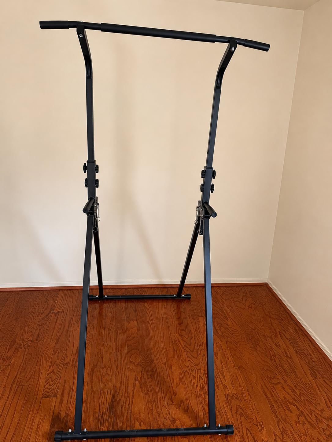 YYJO Foldable Pull Up Bar Free Standing Multi-function Power Tower Dip Bar with Assistance Bands customer photo 1