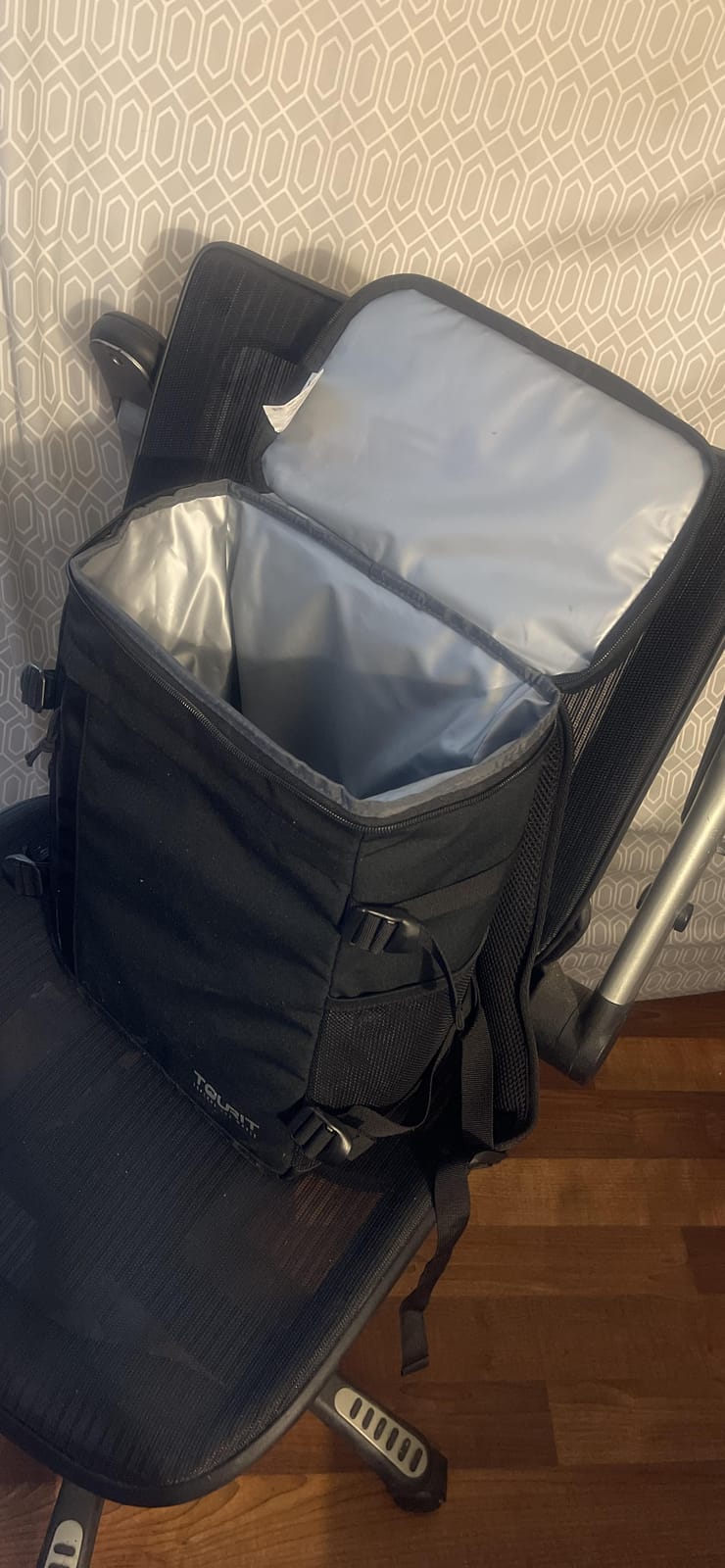TOURIT 38 Cans Backpack Cooler with 2 Insulated Compartments customer photo 2