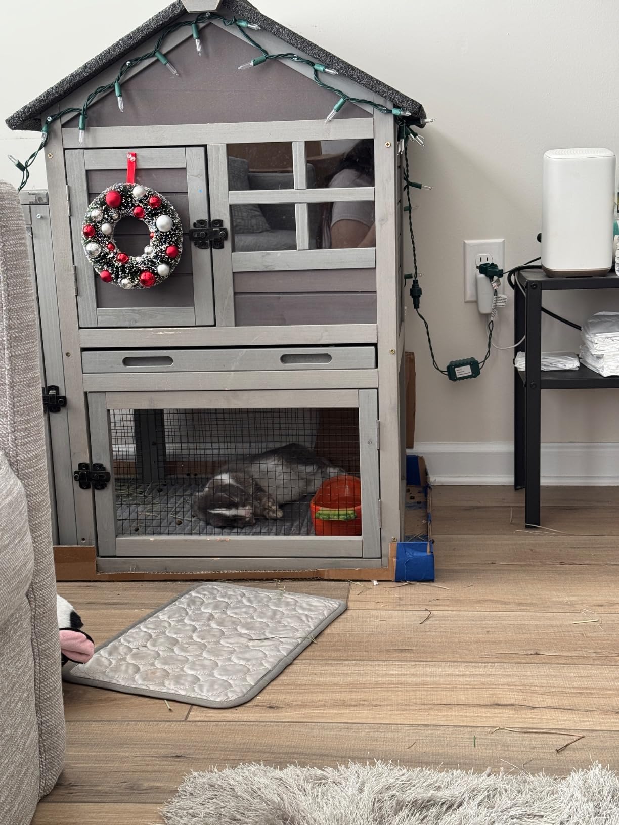Aivituvin Rabbit Hutch Indoor Bunny Cage Outdoor with Run Chicken Coop Guinea Pig House with Waterproof Asphalt Roof, No Leakage Pull Out Tray (103.2