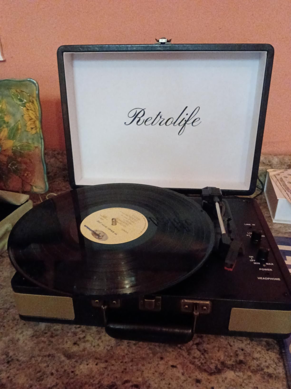 Retrolife Record Player 3 Speed Suitcase Design Bluetooth, Dark Green | Portable Vinyl Player, Built-in Speakers, Enhanced Audio Sound, 33/45/78 RPM, PU Leather, Vintage Turntable customer photo 1