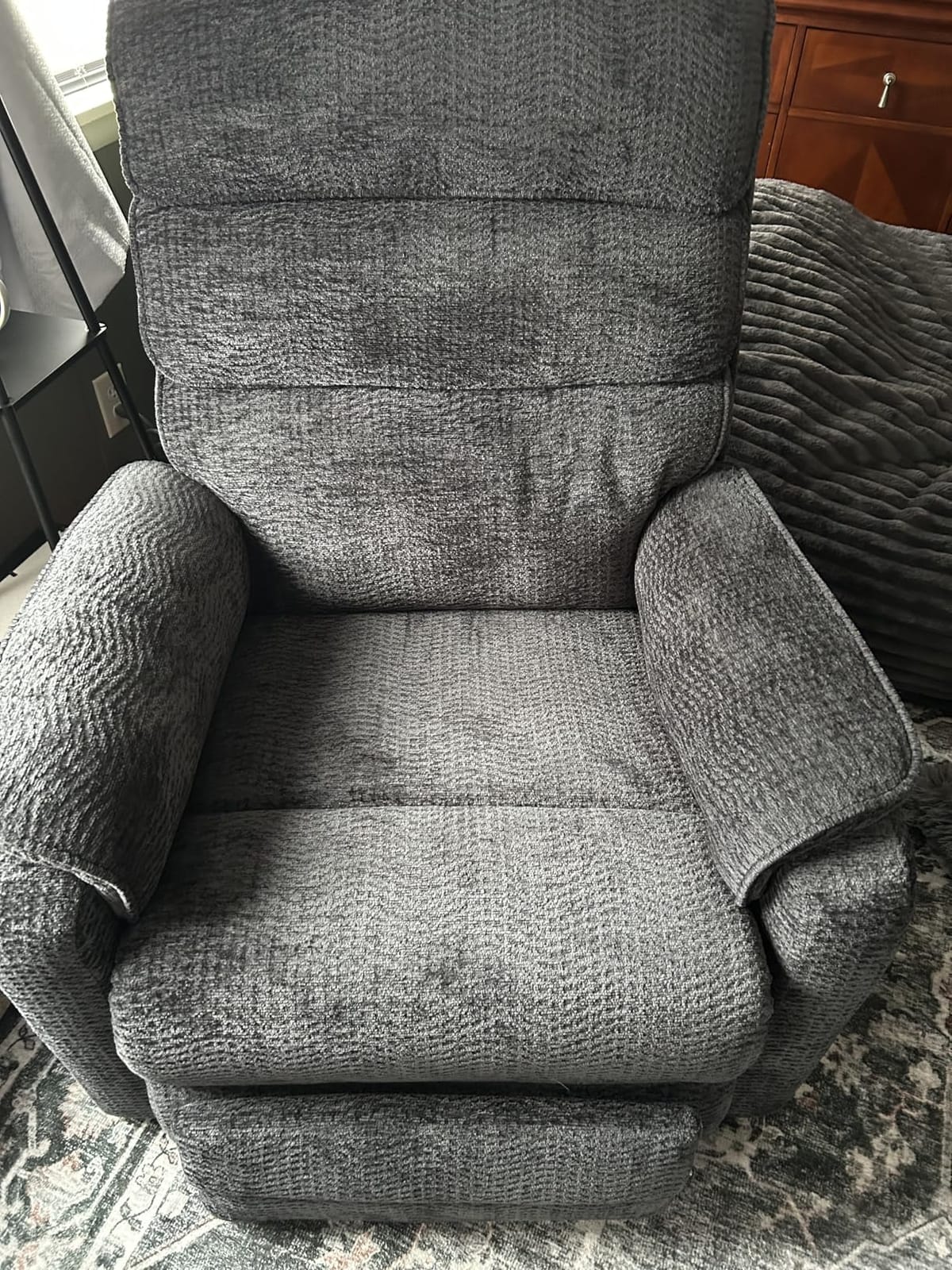 DYNOX Dual Motor Power Lift Recliner Chair for Tall Man, Lay Flat Lift Chair with Extended Footrest, Infinite Position Reclining, Heat & Massage, Chenille Fabric, 350 lbs Support, Grey, 9198L customer photo 1
