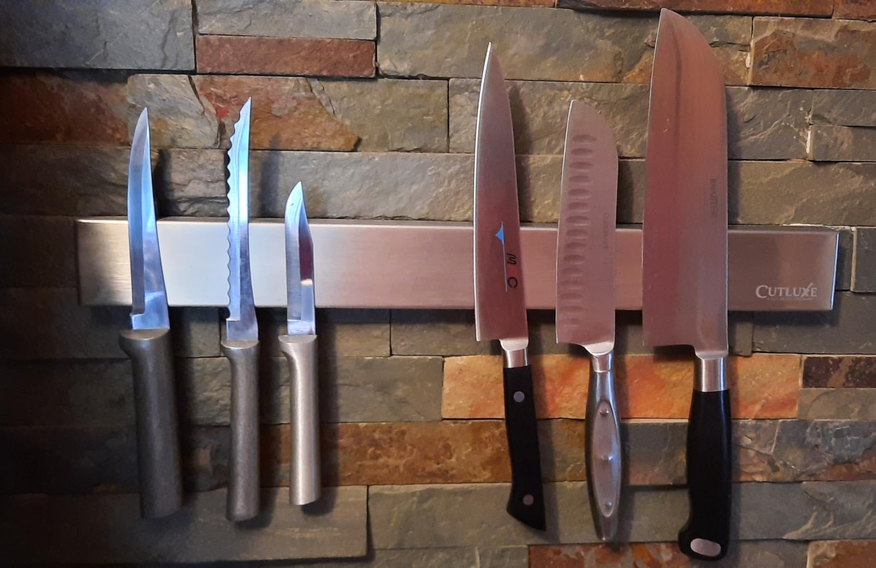 Cutluxe Magnetic Knife Holder for Wall & Fridge, 16