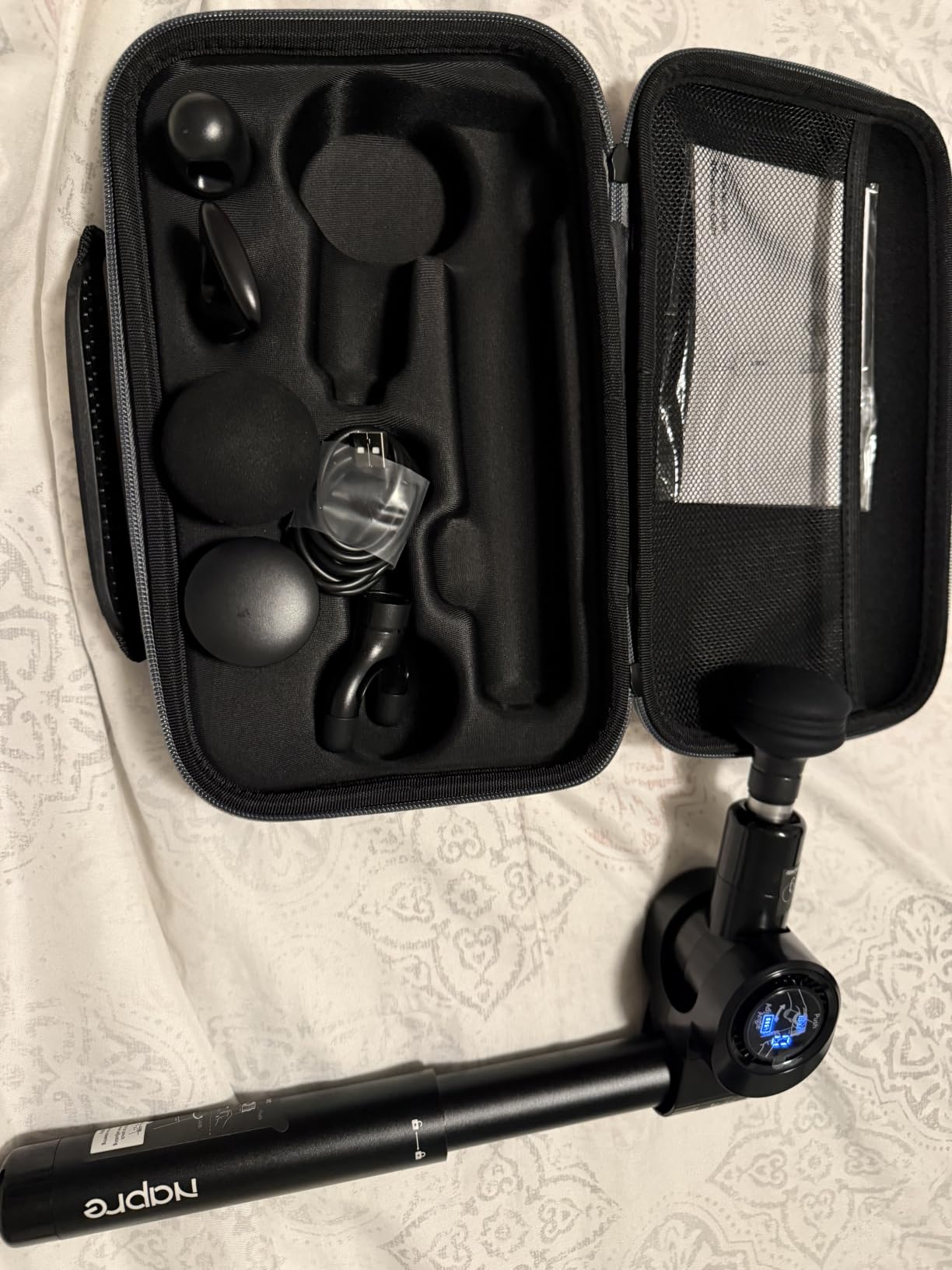 NAPRE Massage Gun with Heat and Cold Head,Deep Tissue Percussion Back Massager for Muscle/Neck/Body Pain Relief with Long Extension Retractable Handle,32-Speeds,Foldable with 5 Adjustable Angles customer photo 1