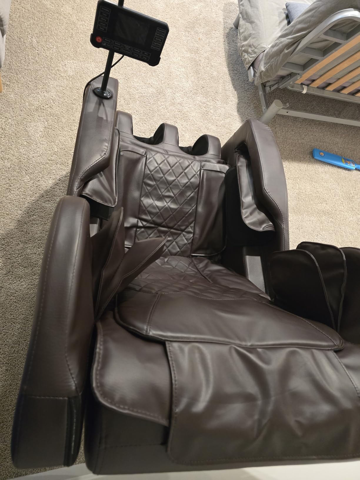 FURNIMAT Massage Chair Full Body Zero Gravity Recliner, 2026 Classic Gray | 14 Shiatsu Rollers, 10 Airbags, 5 Auto Modes, Heated, Foot Massage, Bluetooth Speaker, Touchscreen for Back & Neck Pain, Spa customer photo 2