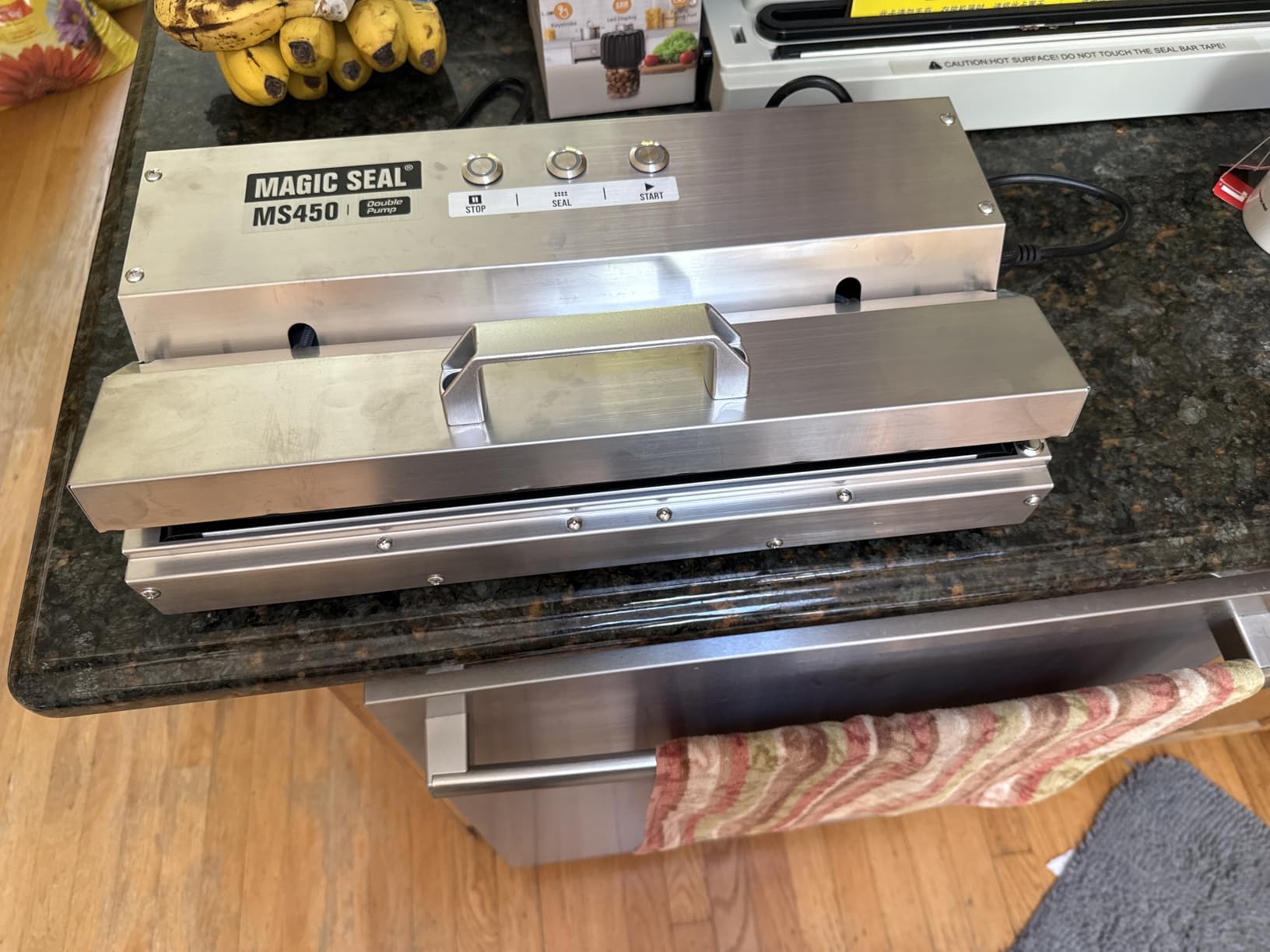 MAGIC SEAL 16'' Commercial Vacuum Sealer - All 304 Stainless Steel Constructed Automatic Vacuum Packaging Machine for Food Storage, 95kPa 400W, Easy-lock Handle, 450 Continuous Seals - MS450 customer photo 1