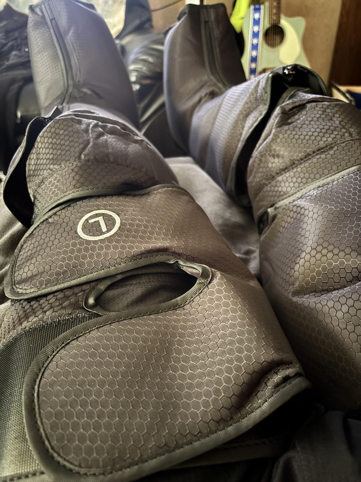 Leg Massager with Heat, Compression Boots for Circulation and Pain Relief | 3 Heat, 6 Intensities, 6 Modes, Pressure Sensor, Gift for Friends & Families customer photo 2