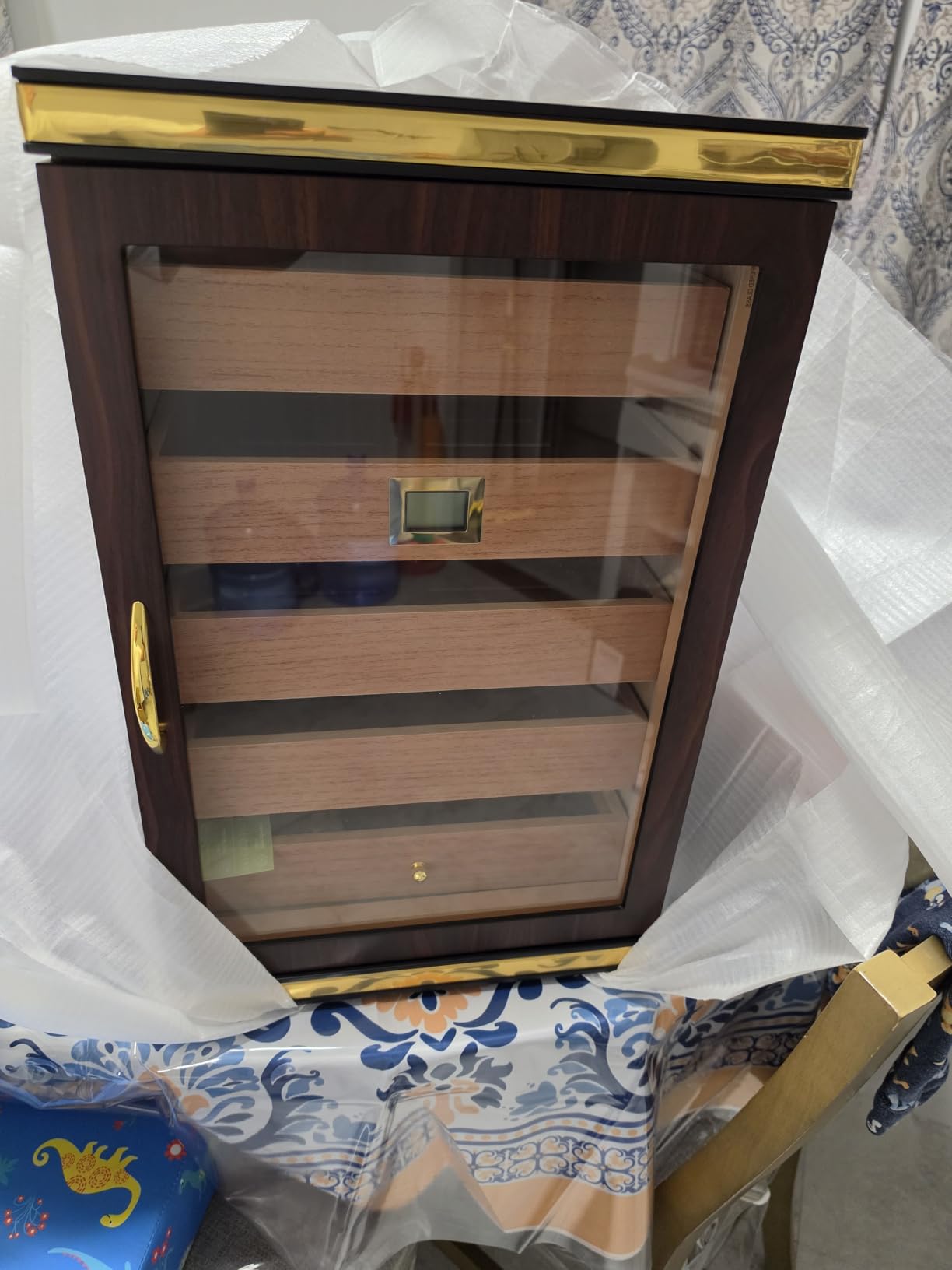 Cigar Humidor, Desktop Cigar Humidor Cabinet Triple-Sided Light with Digital Hygrometer, Humidifier and Humidity Packs. 5 Cedar Wood Drawers,Humidor Cigar Box can Hold 500 Cigars. Present for Men customer photo 2