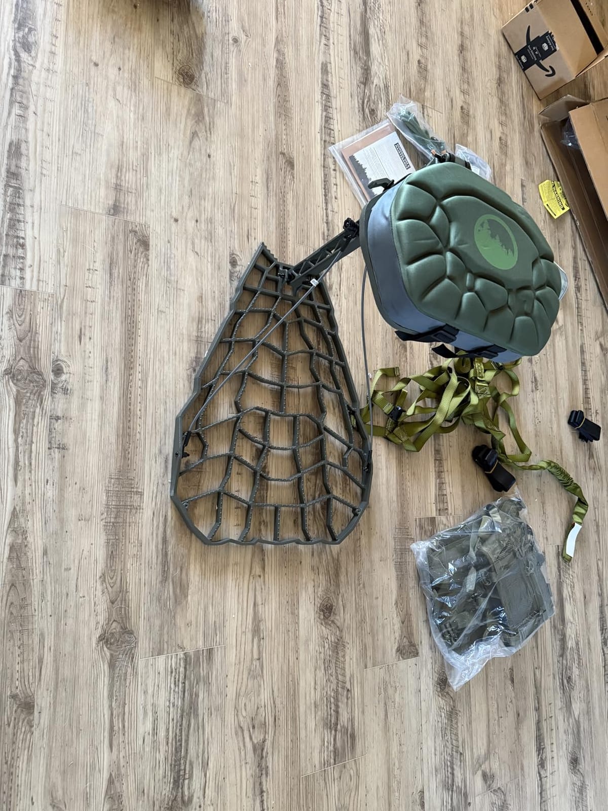 XOP Vanish Evolution - Cast Aluminum Hang On Tree Stand for Hunting - Deluxe Deer Stand (2025) customer photo 1
