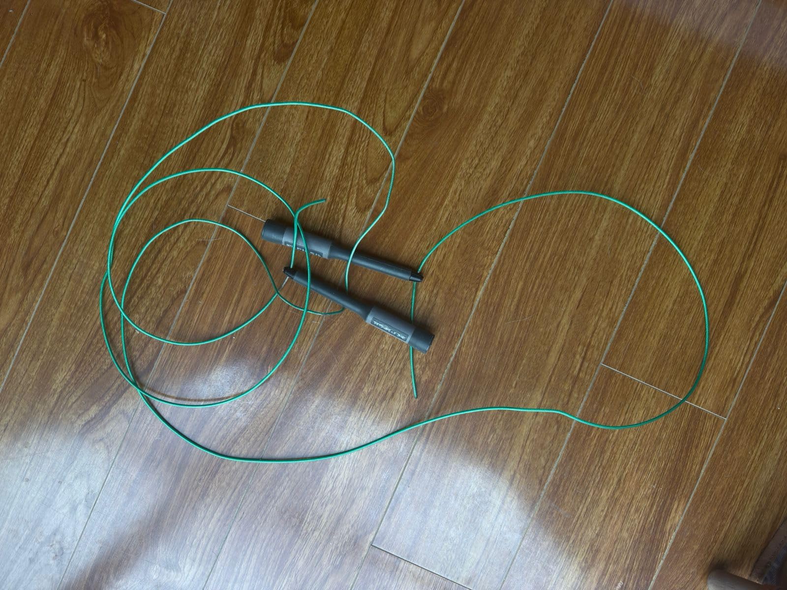 PICSIL Sphinx Lightweight Speed Rope, All Skill Levels | Durable plastic construction with dual bearings. Ergonomic 280 g design supports technique and agility. customer photo 2