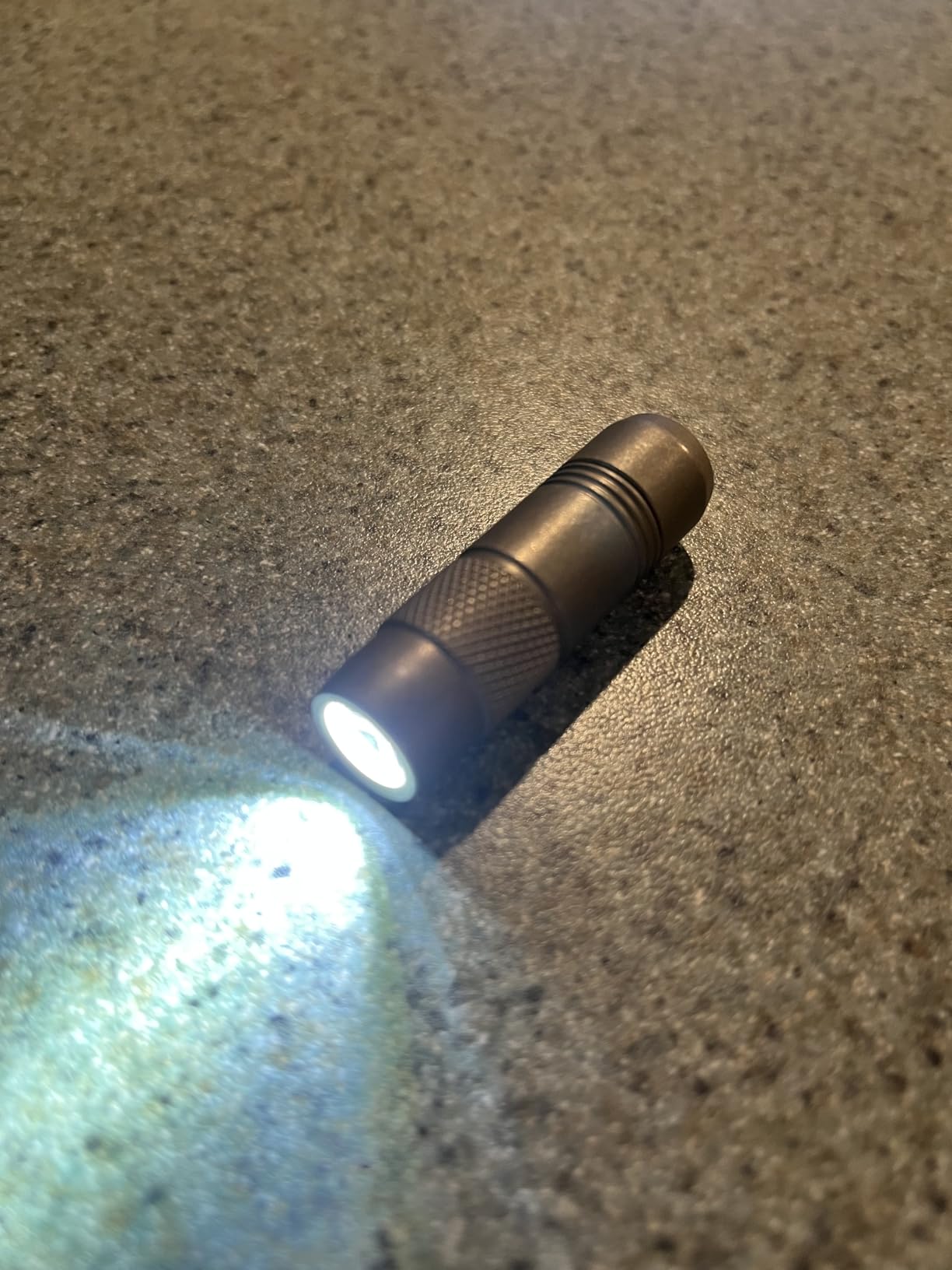 KEEPO LINK Titanium EDC Magnetic Flashlight, 160 Lumens 3 Modes Rechargeable USB C Charging Mini Keychain Flashlight for Everyday Carry, OLF01 customer photo 2