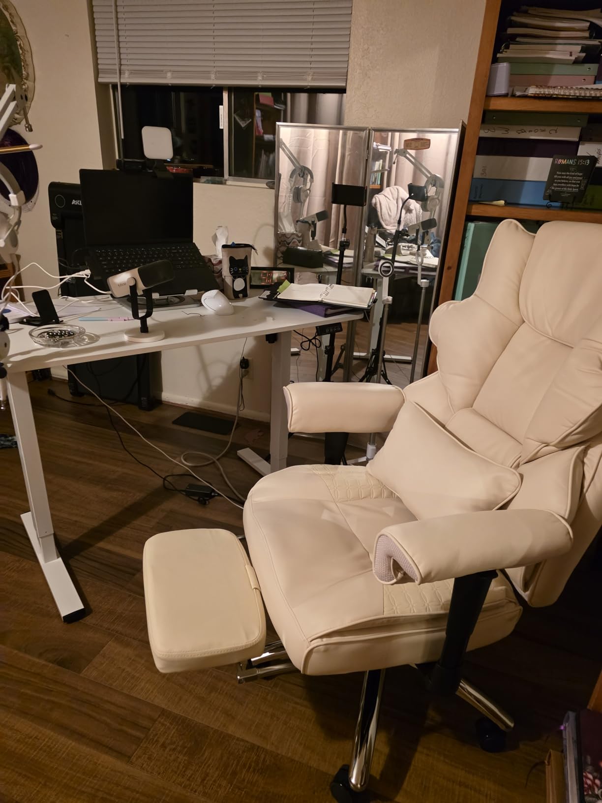 Vibration Massage Heated Office Desk Chair with Foot Rest, Beige customer photo 2