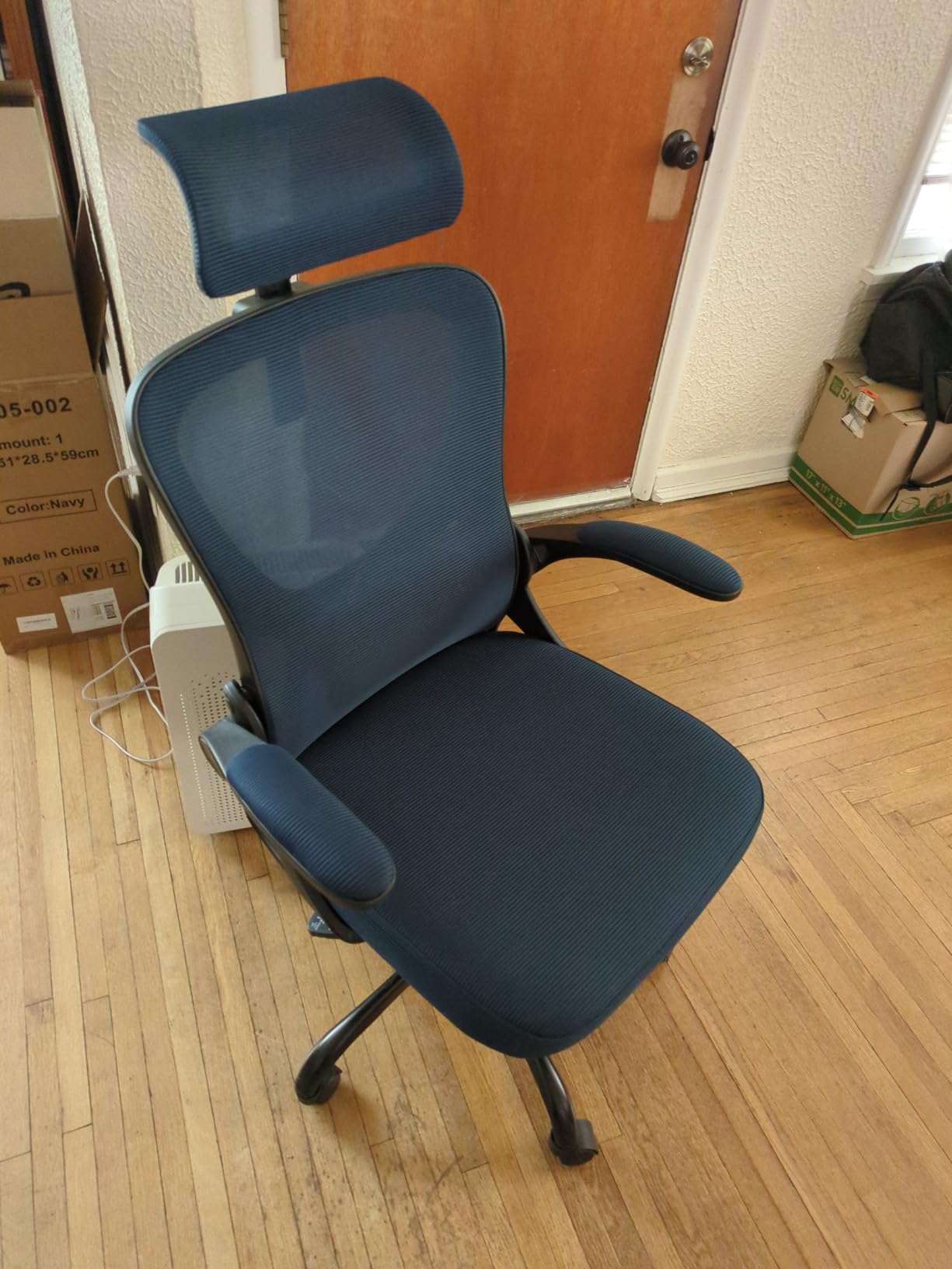 AreShark Office Chair - Ergonomic Breathable Mesh Desk Chair with Adjustable Lumbar Support and Flip-up Armrests - Executive High Back Rolling Swivel Computer Gaming Chair for Home Office customer photo 1