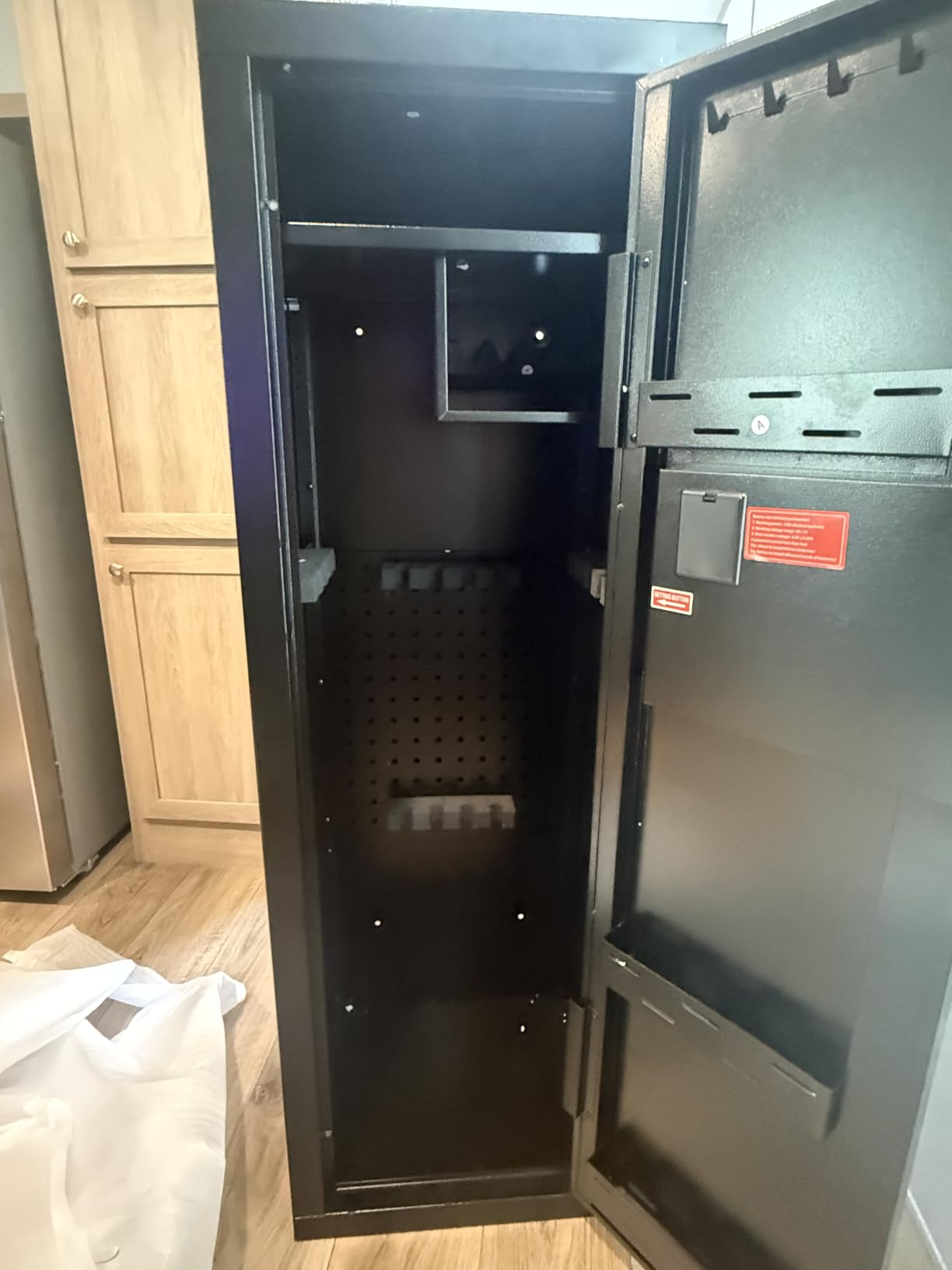KAER Biometric Gun Safe Rifle,Gun Safes for Rifles and Pistols Holds 14-15 Firearms with Adjustable Racks & Pistol Storage,Fingerprint Keypad Lock Gun Cabinet for Home & Hunting for Enthusiasts customer photo 2