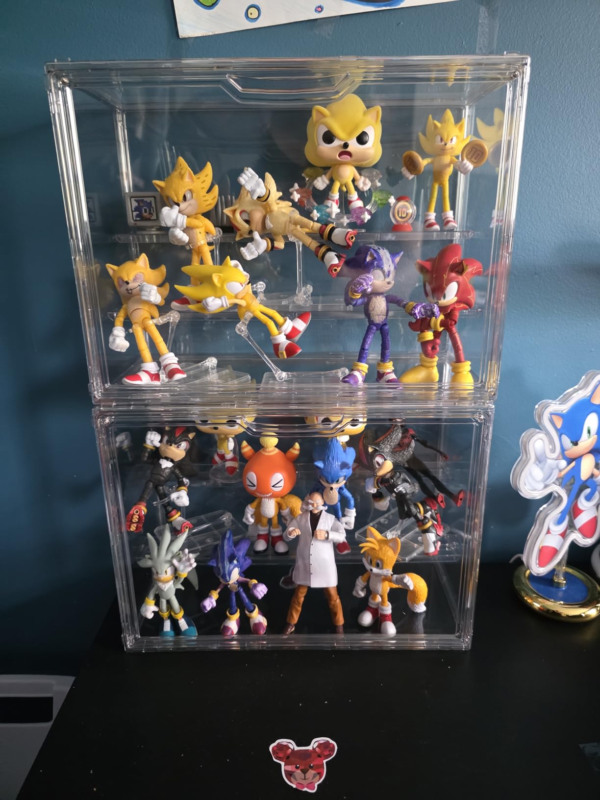 Vtopmart 2 Pack Acrylic Display Case, Stackable Figure Display Case with Magnetic Door & Adjustable Shelves, Clear Collectibles Showcase for Action Figures, Miniatures, Models customer photo 2