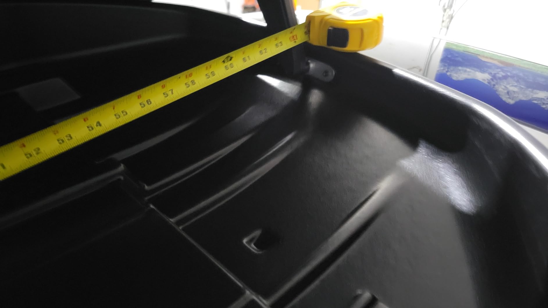Garvee Heavy Duty Hard Shell Roof Top Cargo Carrier - 70(L) x31(W) x15(H) Waterproof Lockable Storage Box Capacity 165 Lbs 17.7 Cu Ft - Tool-Free Install- Fits SUV, Truck, Van customer photo 2