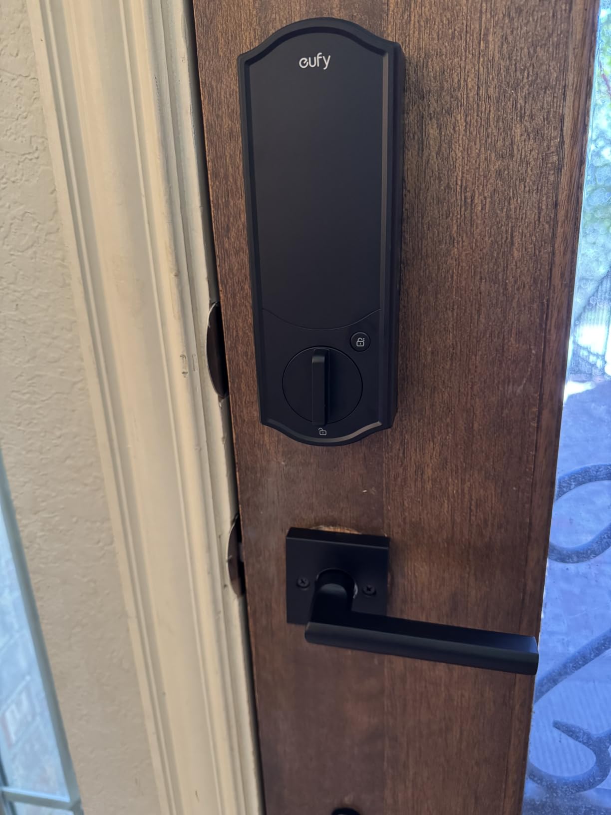 eufy Security Video Smart Lock E40 with Facial Recognition, 2K Camera | 3-in-1 Security: Camera, Doorbell, Face Unlocking, 32GB Built‑in Storage,Dual Power, Matter, Keyless Entry for Front Door customer photo 1