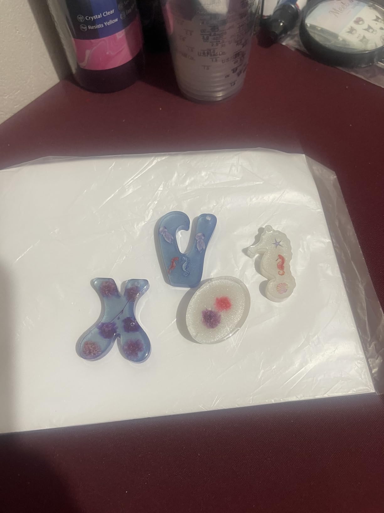 KISREL Epoxy Resin Kit for Beginners, 12OZ Resin Kit with Silicone Coaster Molds, Complete Accessories Include Mica Powders, Dried Flowers, Measuring Cups and Other Resin Supplies for DIY customer photo 1