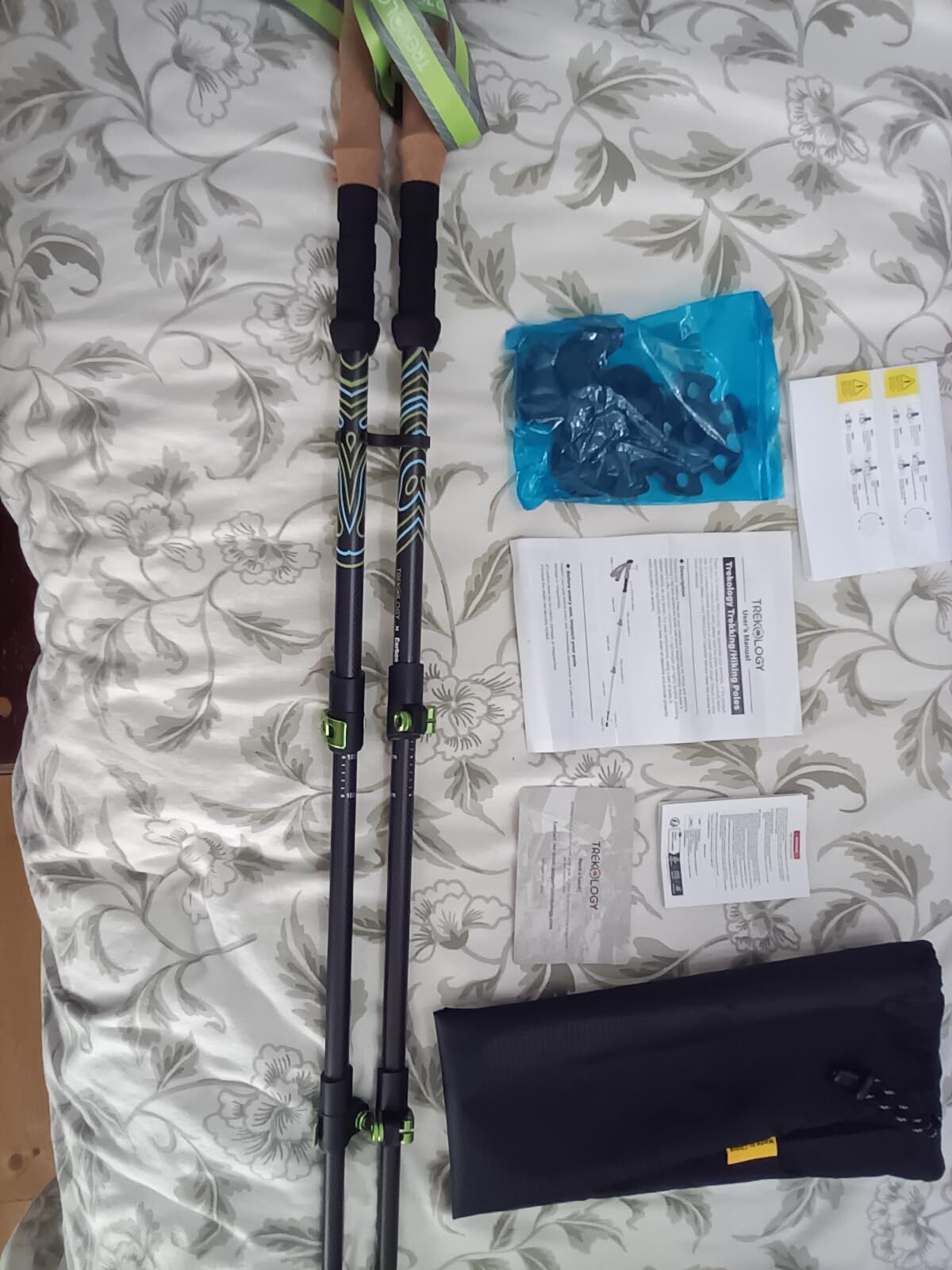 Trekology 3K Carbon Fiber Trekking Poles (210g) - Pair of Ultralight Hiking Poles with Cork Grips, Collapsible Telescopic Walking Sticks, Metal Flip-Locks & 10pc Accessory Kit customer photo 2