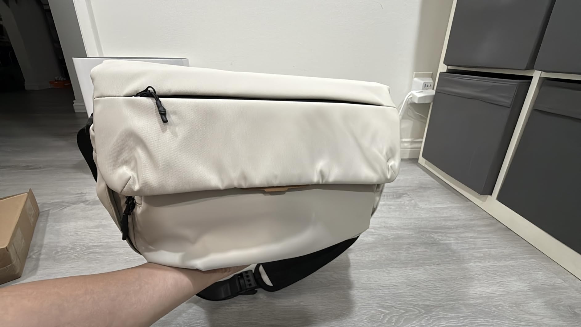 K&F CONCEPT Camera Sling Bag 15L Crossbody Bag with Laptop Compartment, Water-Resistant Magnetic Flap, Quick Access customer photo 1