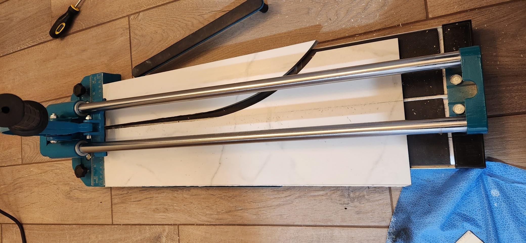 Seeutek 14 inch Manual Tile Cutter, Ceramic Tile Cutter with Cutting Wheel | Double Rails Design, Tile Cutter Tool with Tungsten Carbide Cutting Wheel customer photo 1