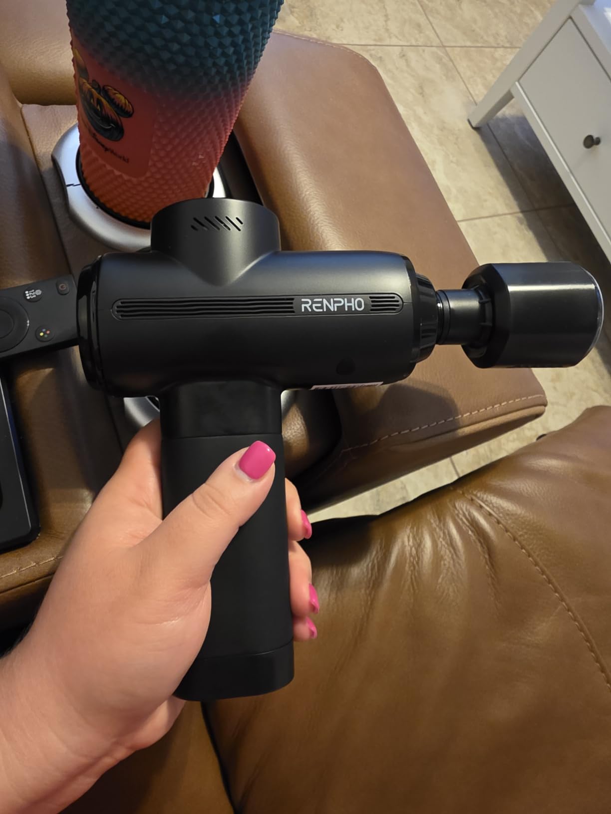 RENPHO Active Thermacool 2 Red Massage Gun with Infrared Heating, Cool Head | VA Display, Deep Tissue Massage for Athletes, Percussion Massager with Heat & Cool for Muscle Relief, 3 Light Modes, 5 Speeds customer photo 2